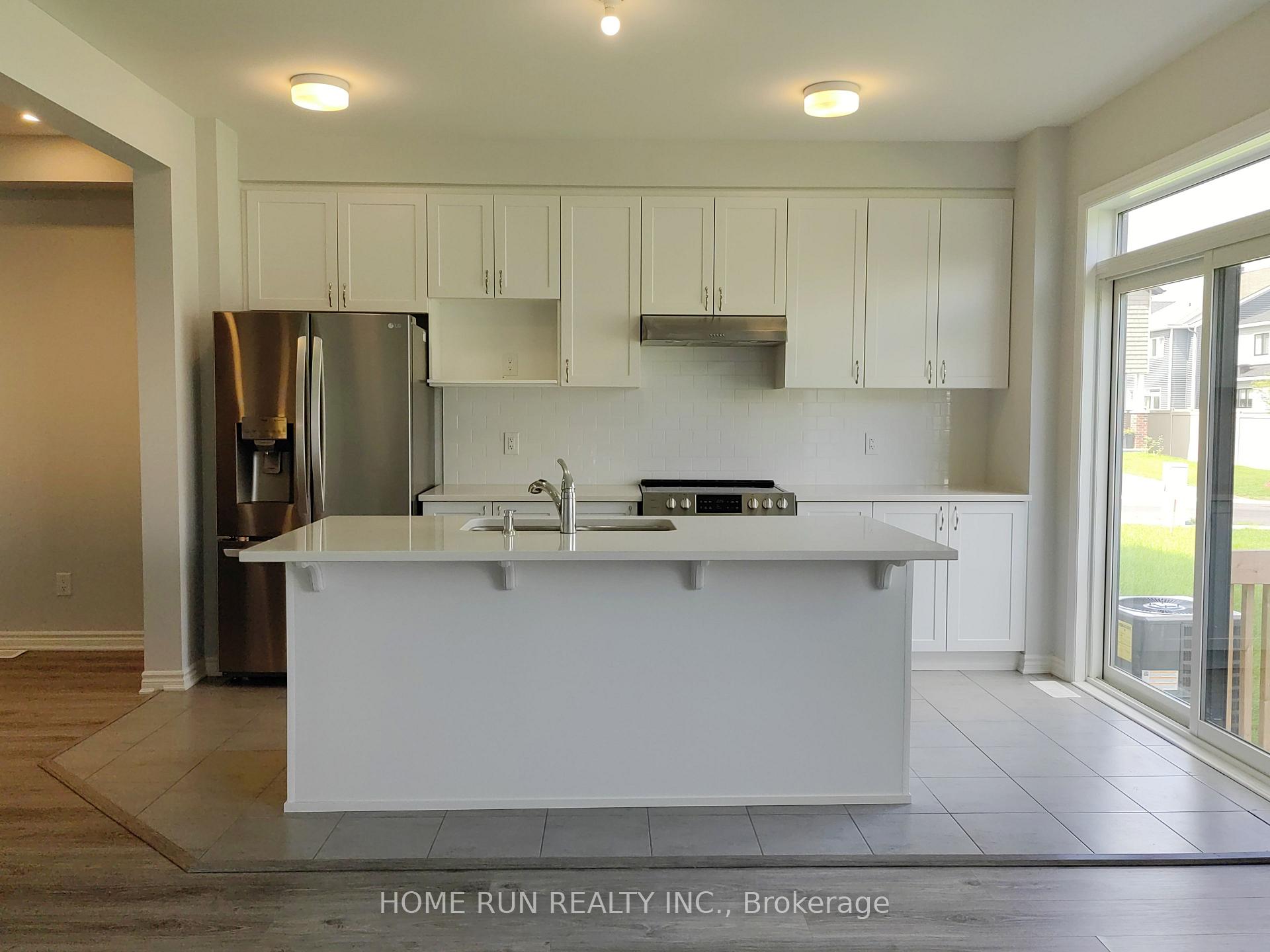 Photo 8 of 58 Lentago Avenue, Ottawa, Barrhaven - Half Moon Bay — HOMEH