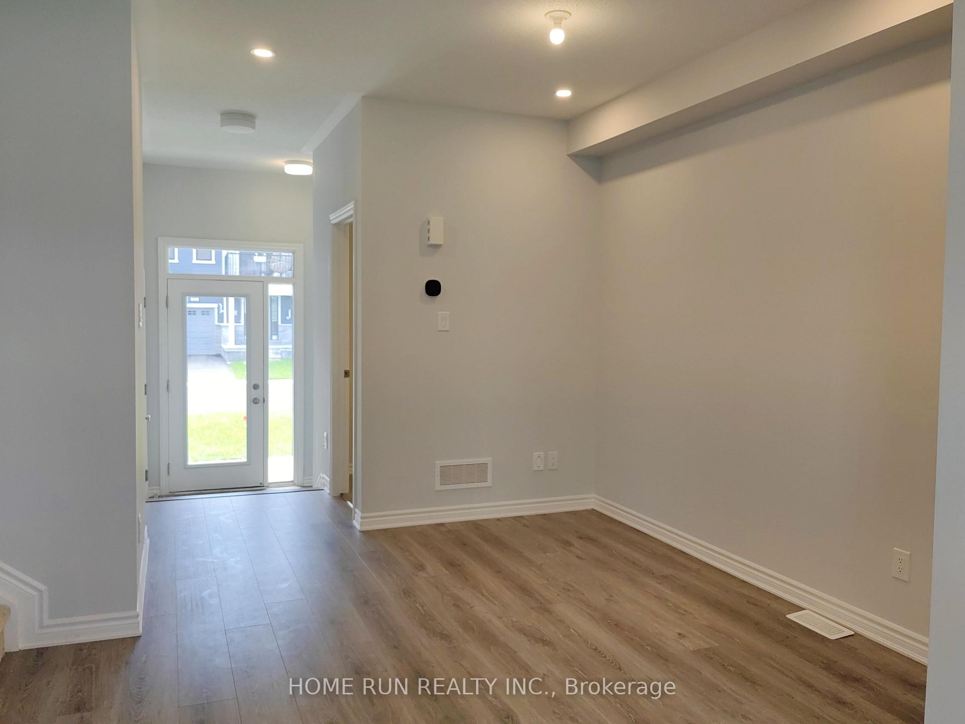 Photo 16 of 58 Lentago Avenue, Ottawa, Barrhaven - Half Moon Bay — HOMEH
