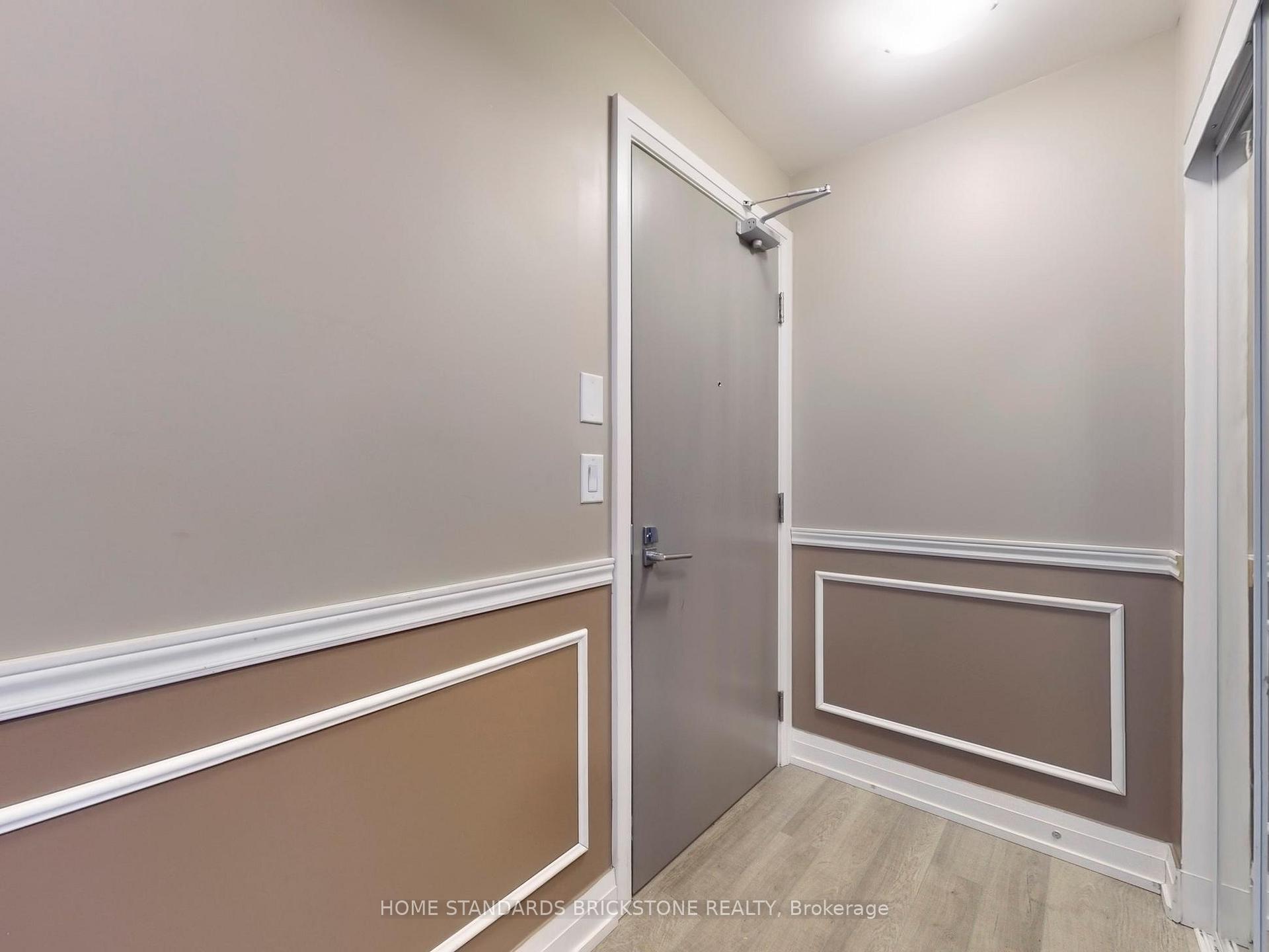 Photo 6 of Unit 712, 7167 Yonge Street, Markham, Grandview — HOMEH