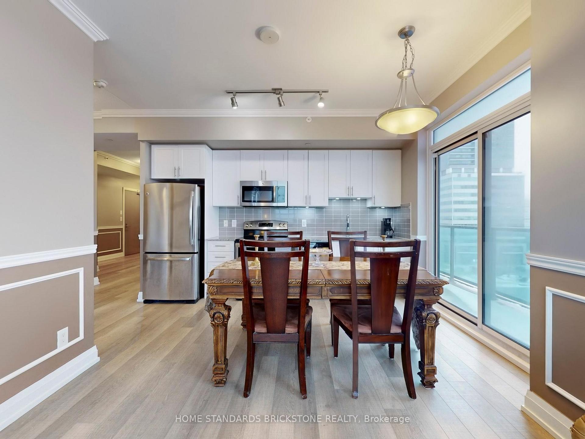 Photo 13 of Unit 712, 7167 Yonge Street, Markham, Grandview — HOMEH