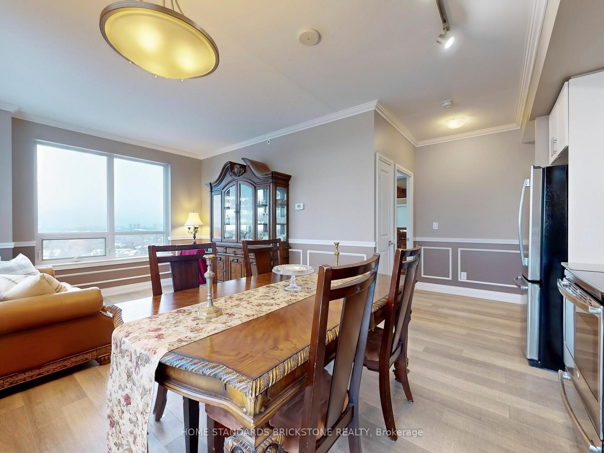 Photo 16 of Unit 712, 7167 Yonge Street, Markham, Grandview — HOMEH