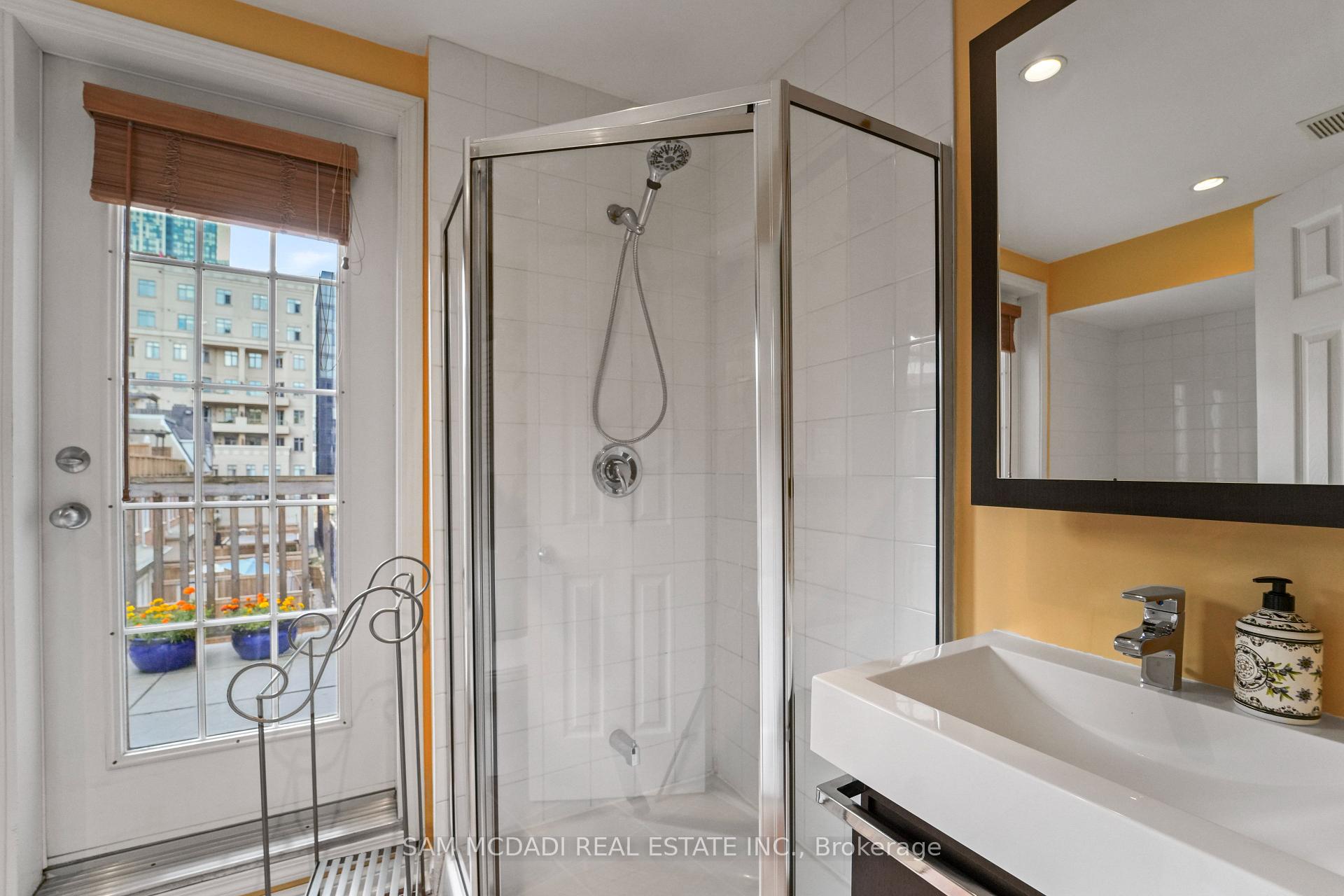 Photo 25 of Unit 49, 29 Niagara Street, Toronto, Waterfront Communities — HOMEH