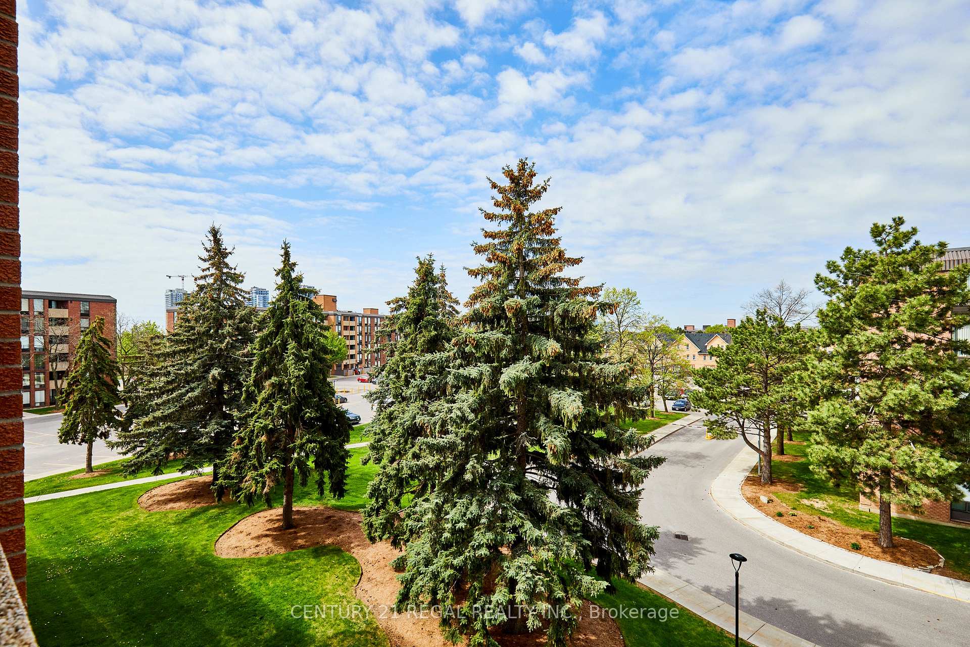 Photo 41 of Unit 408, 1535 Diefenbaker Court, Pickering, Town Centre — HOMEH