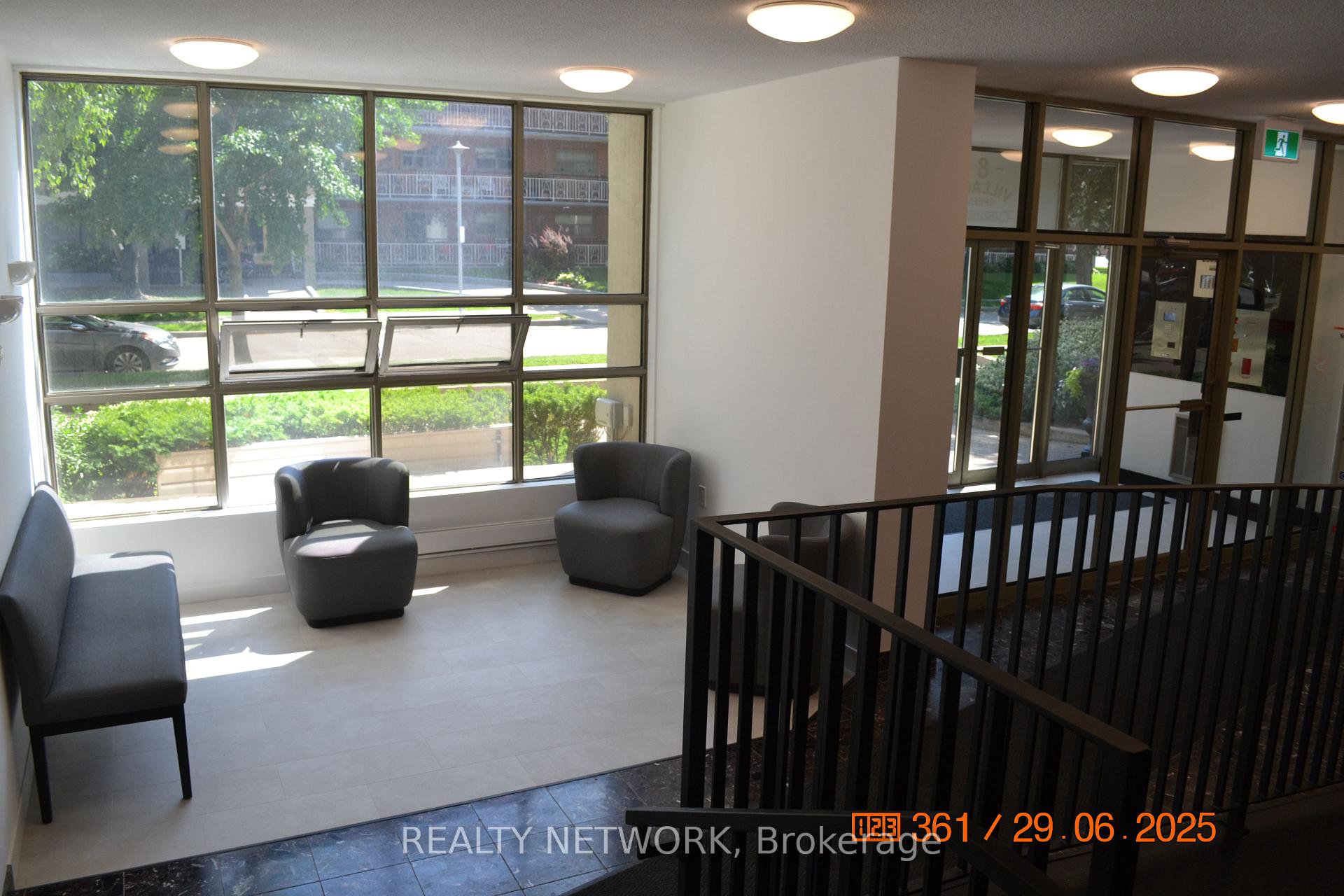 Photo 24 of Unit 811, 8 Village Green Boulevard, Hamilton, Stoney Creek — HOMEH