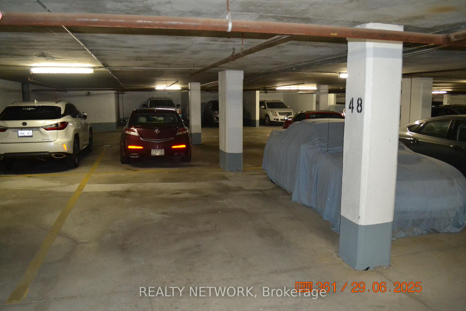 Photo 34 of Unit 811, 8 Village Green Boulevard, Hamilton, Stoney Creek — HOMEH