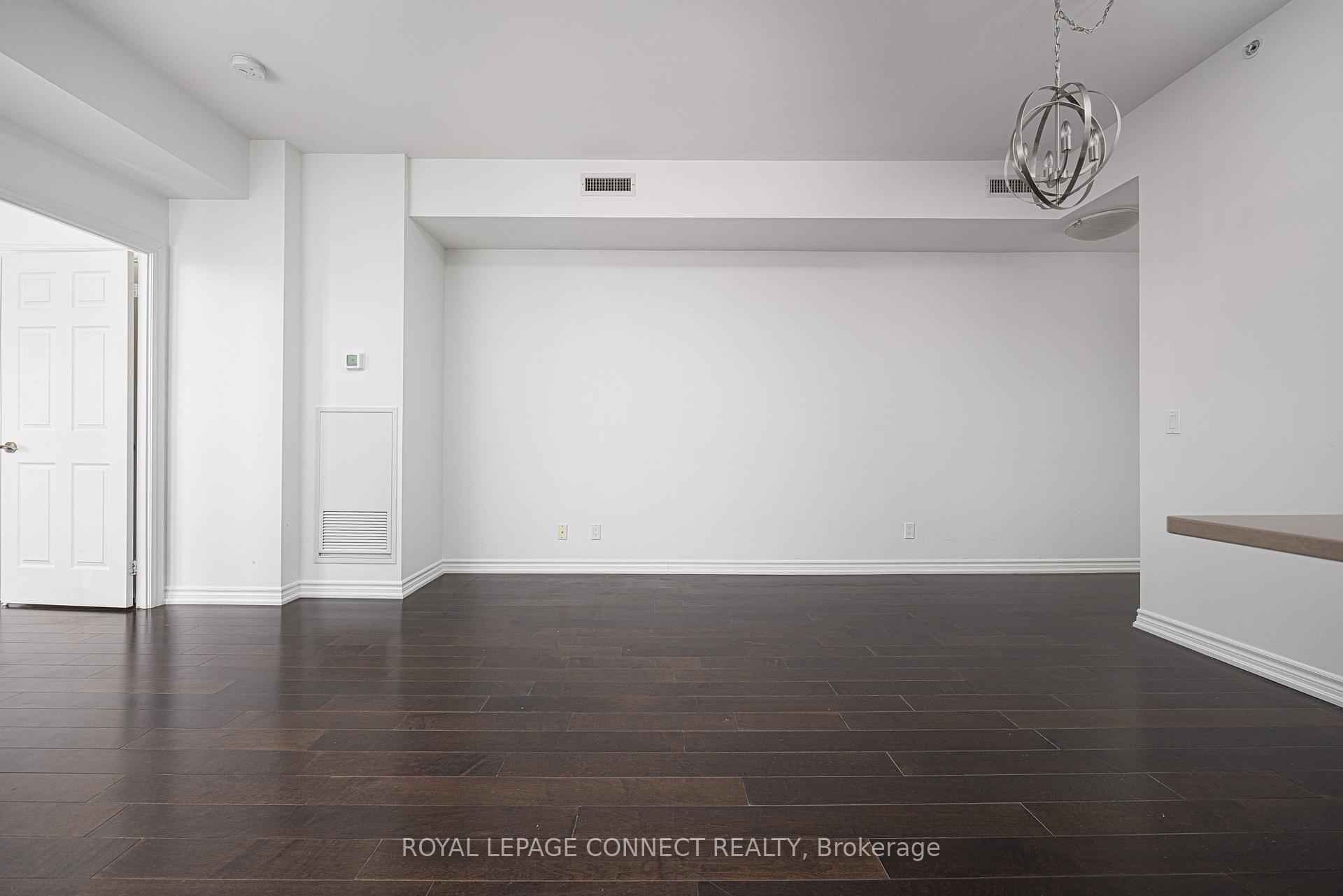 Photo 9 of Unit 910, 280 Donlands Avenue, Toronto, East York — HOMEH