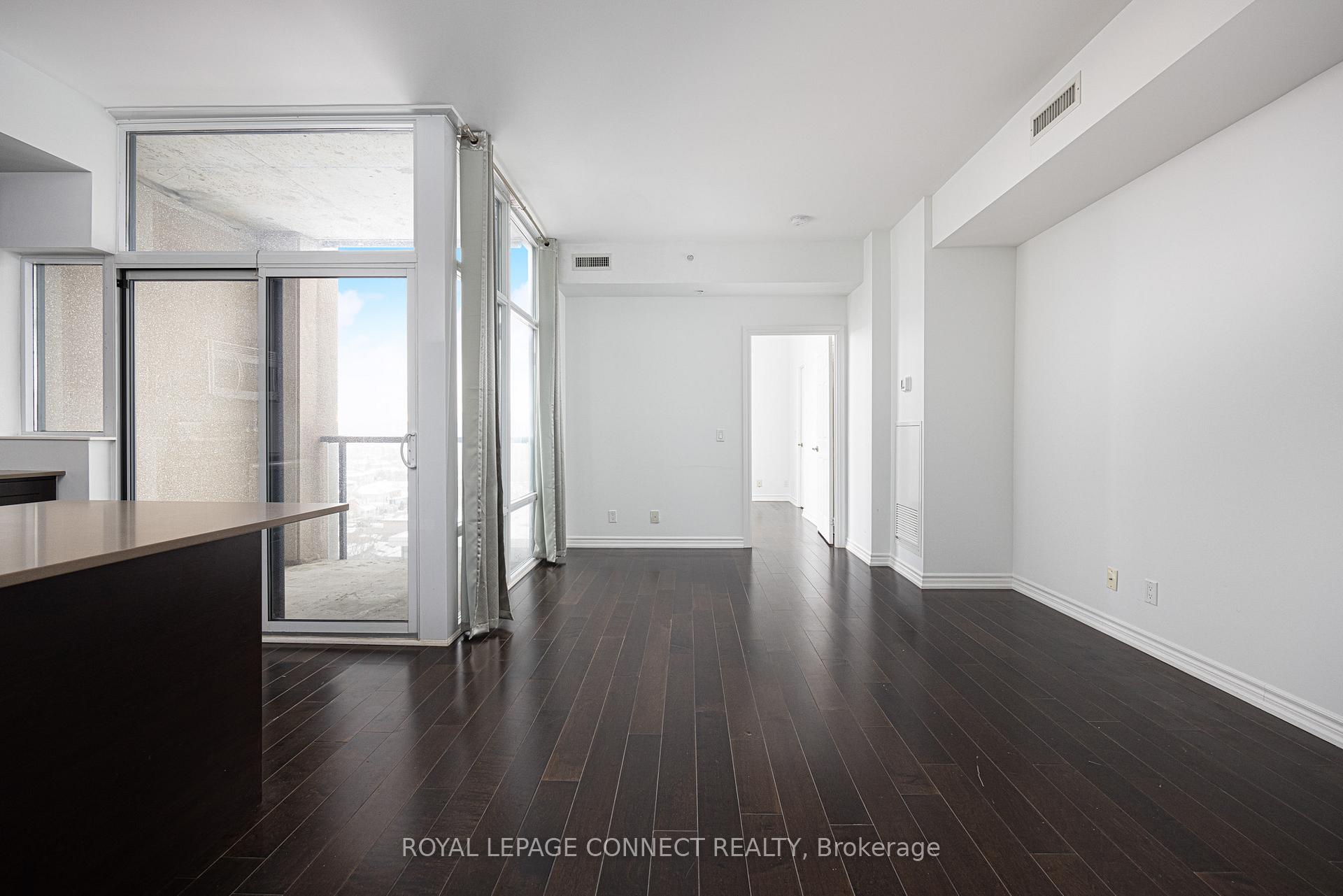 Photo 25 of Unit 910, 280 Donlands Avenue, Toronto, East York — HOMEH