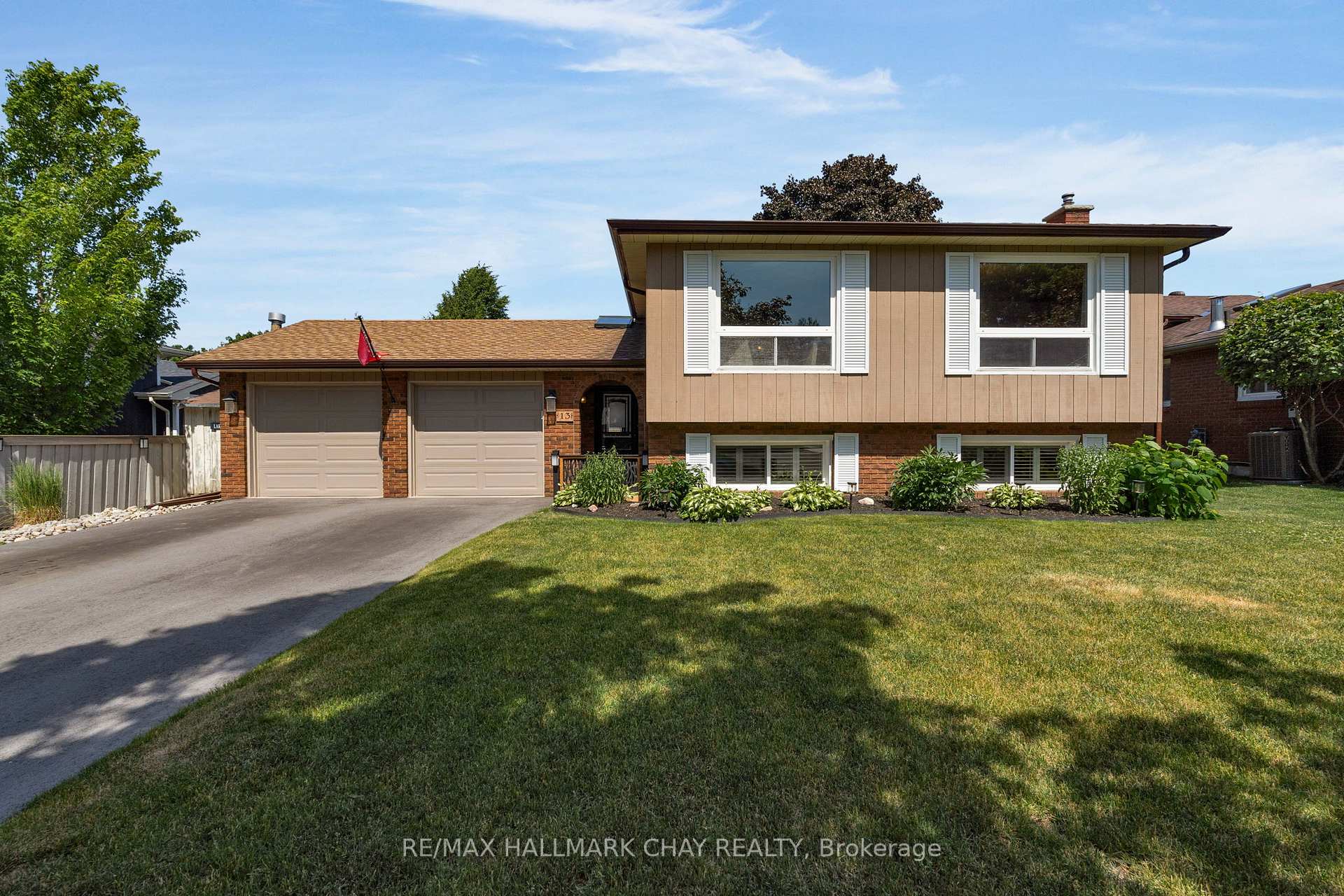 Photo 1 of 13 Armstrong Blvd, Barrie, Allandale — HOMEH