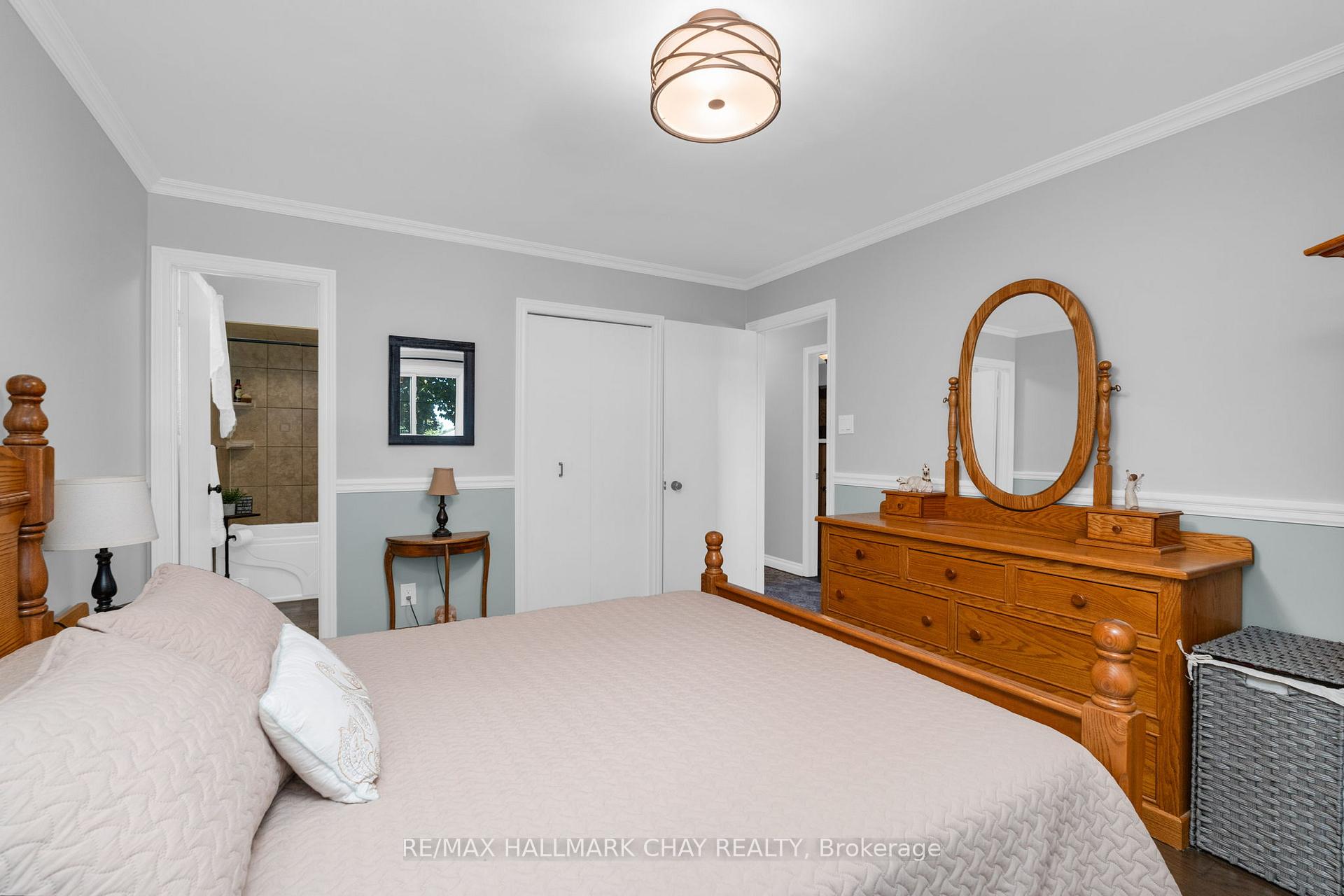 Photo 16 of 13 Armstrong Blvd, Barrie, Allandale — HOMEH