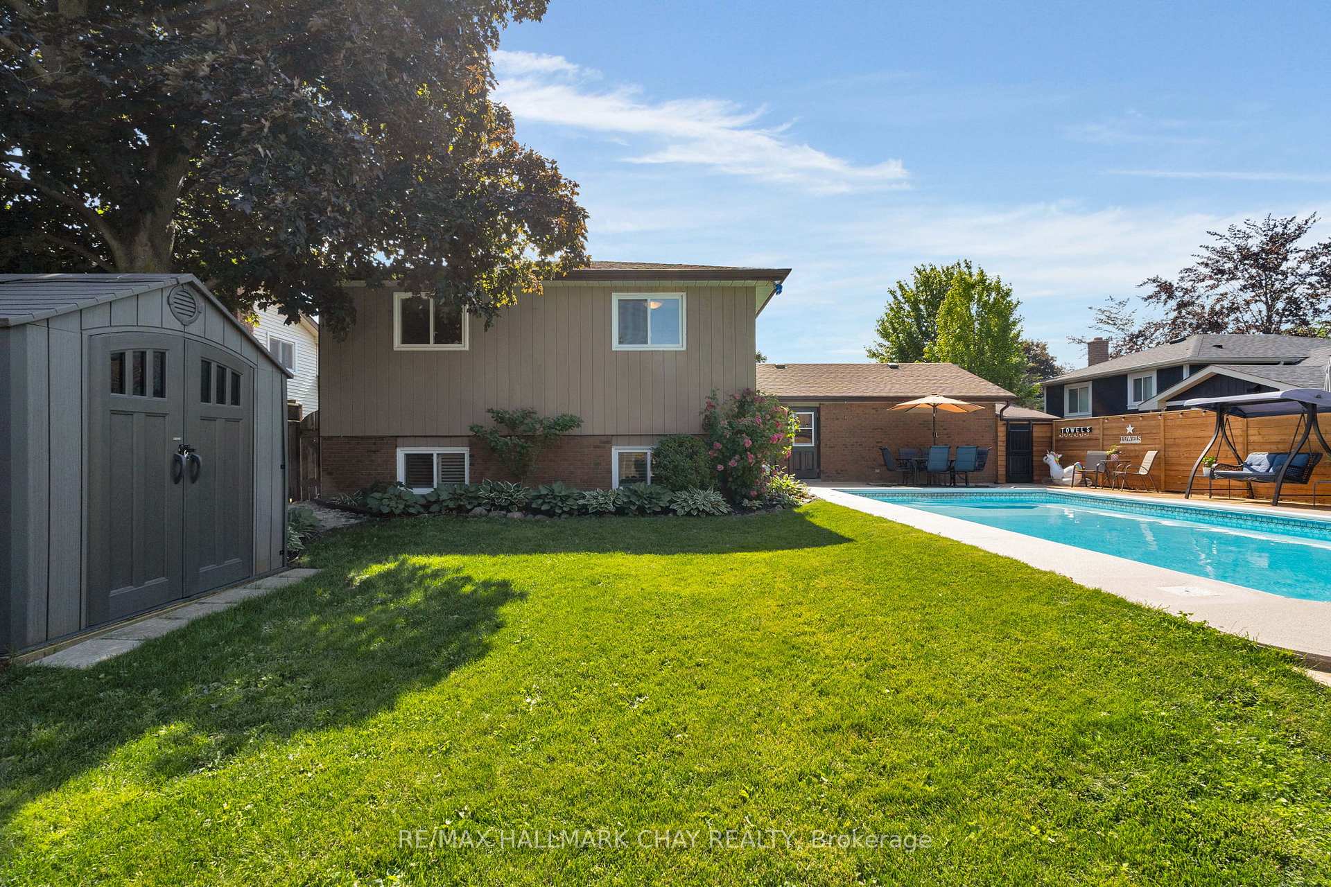 Photo 29 of 13 Armstrong Blvd, Barrie, Allandale — HOMEH