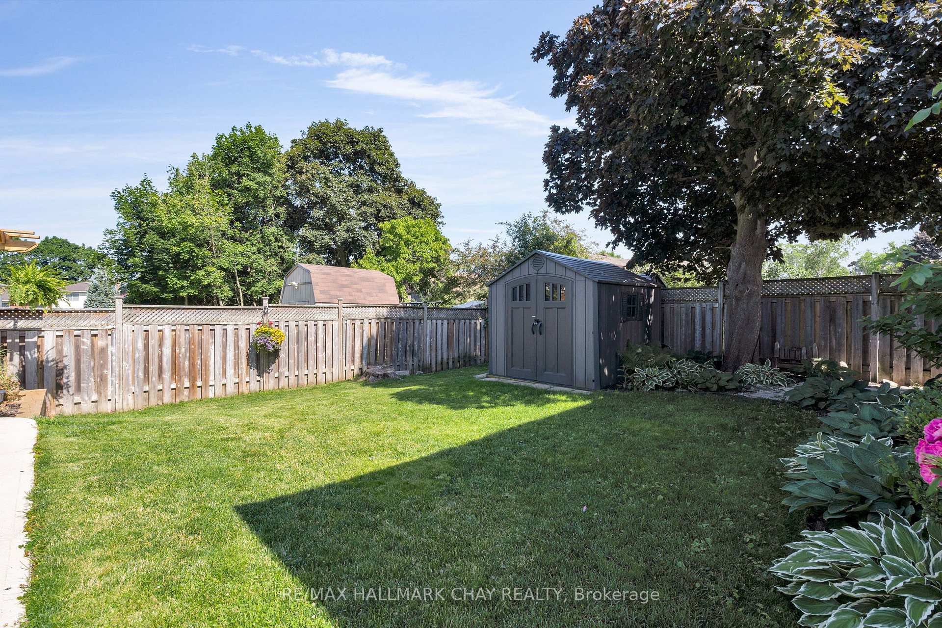Photo 35 of 13 Armstrong Blvd, Barrie, Allandale — HOMEH