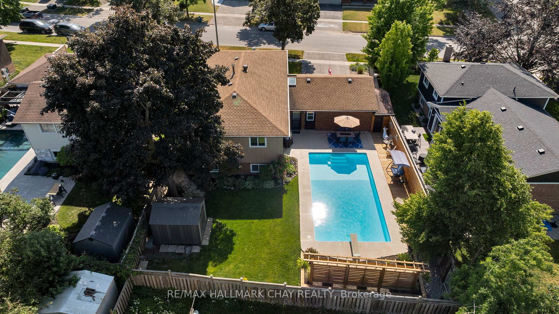 Photo 37 of 13 Armstrong Blvd, Barrie, Allandale — HOMEH