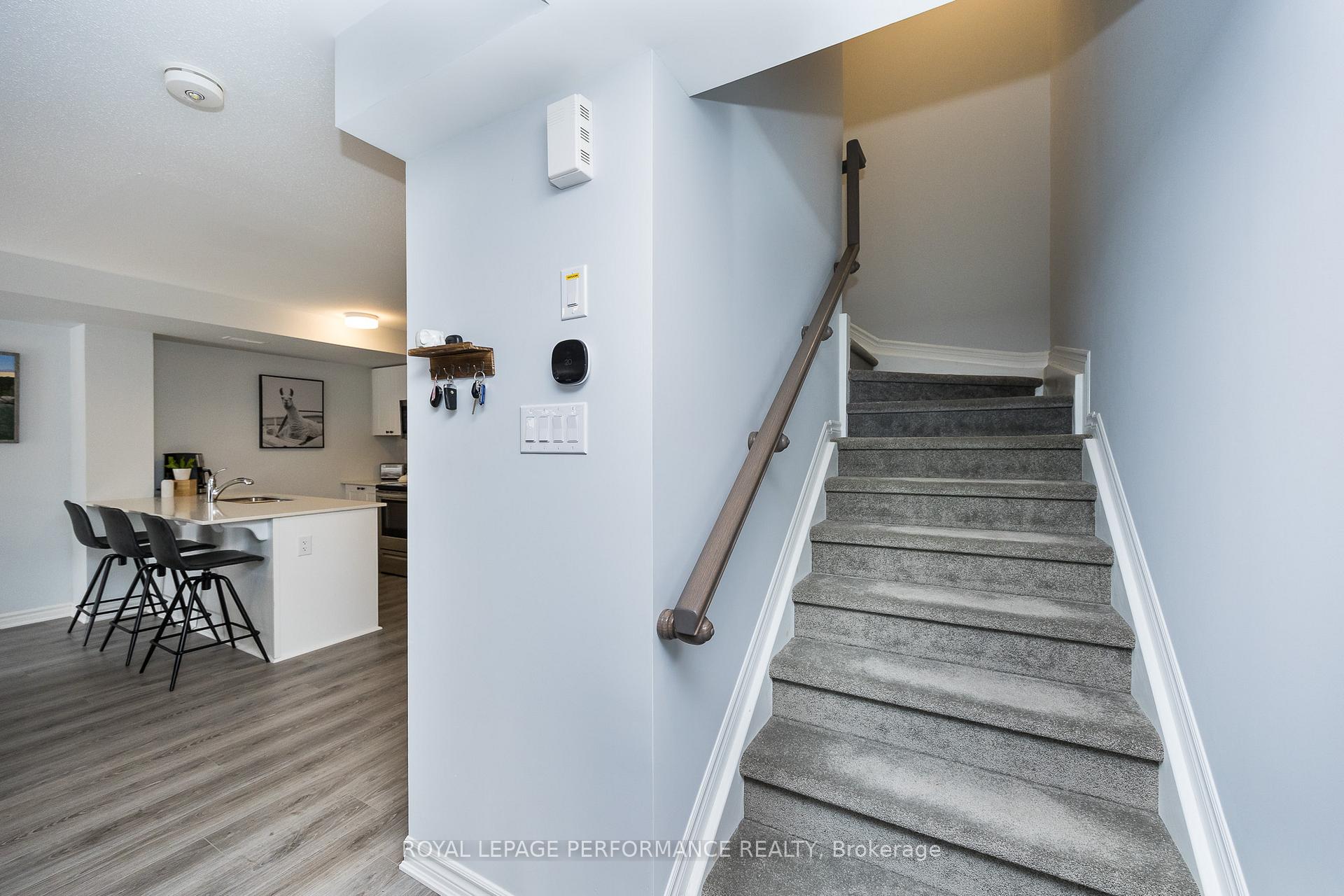 Photo 5 of 197 Anthracite, Ottawa, Barrhaven - Heritage Park — HOMEH