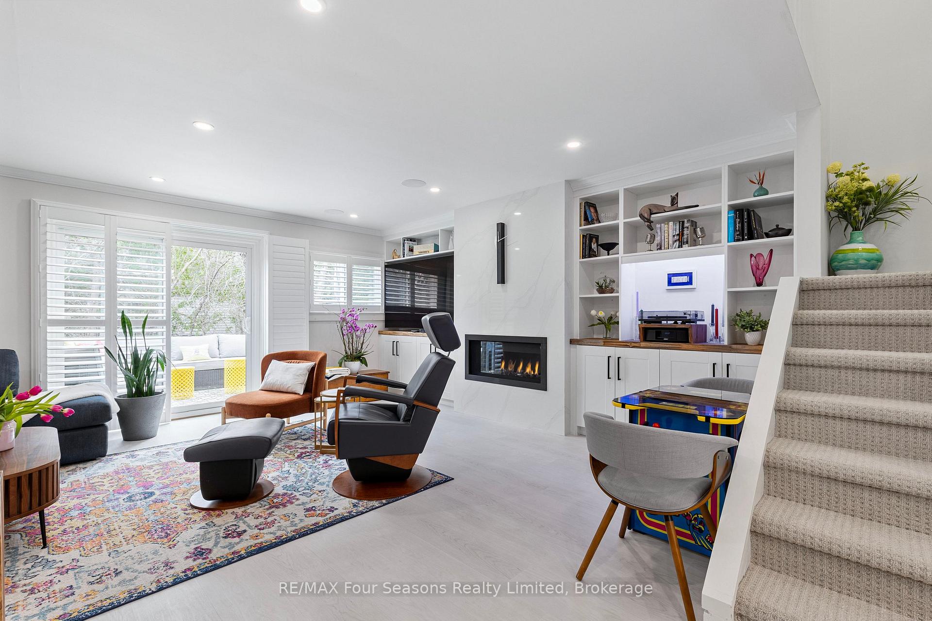 Photo 11 of Unit 13, 113 Escarpment Crescent, Collingwood — HOMEH