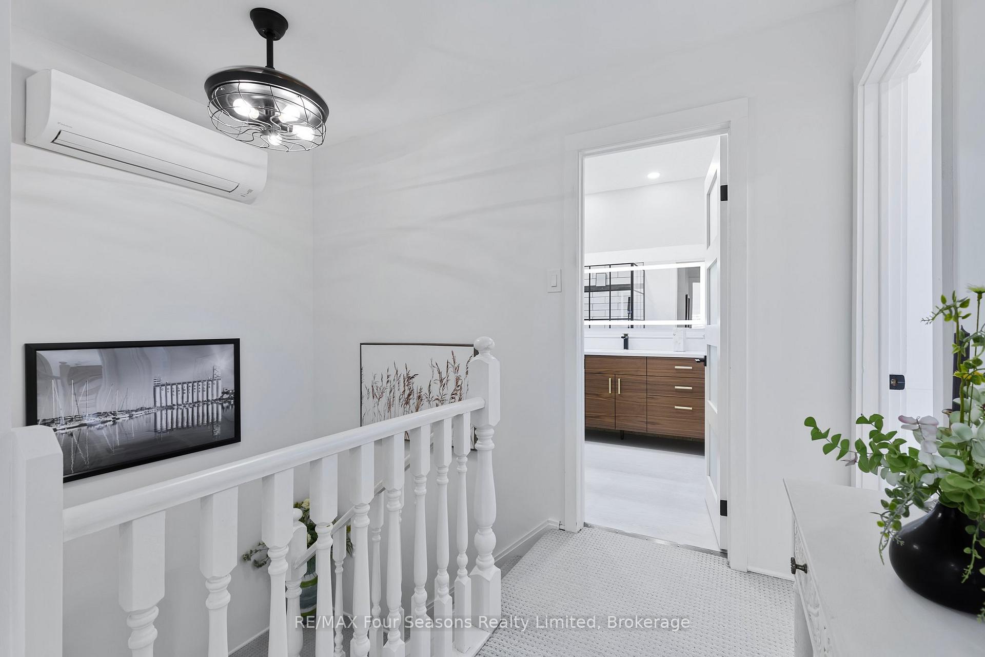 Photo 20 of Unit 13, 113 Escarpment Crescent, Collingwood — HOMEH