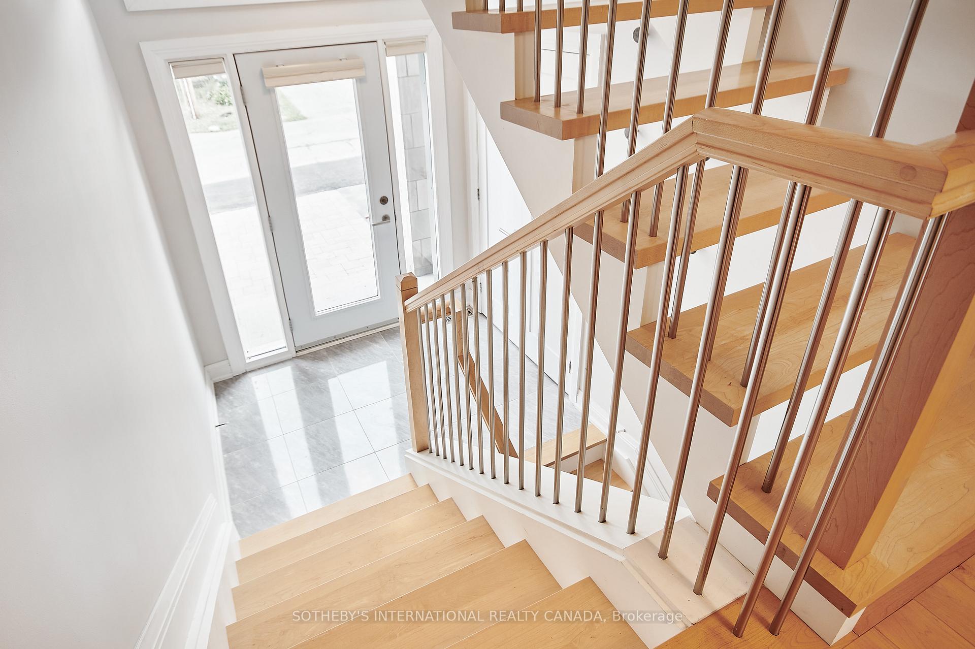 Photo 2 of 384 Berkley Avenue, Ottawa, Westboro West — HOMEH
