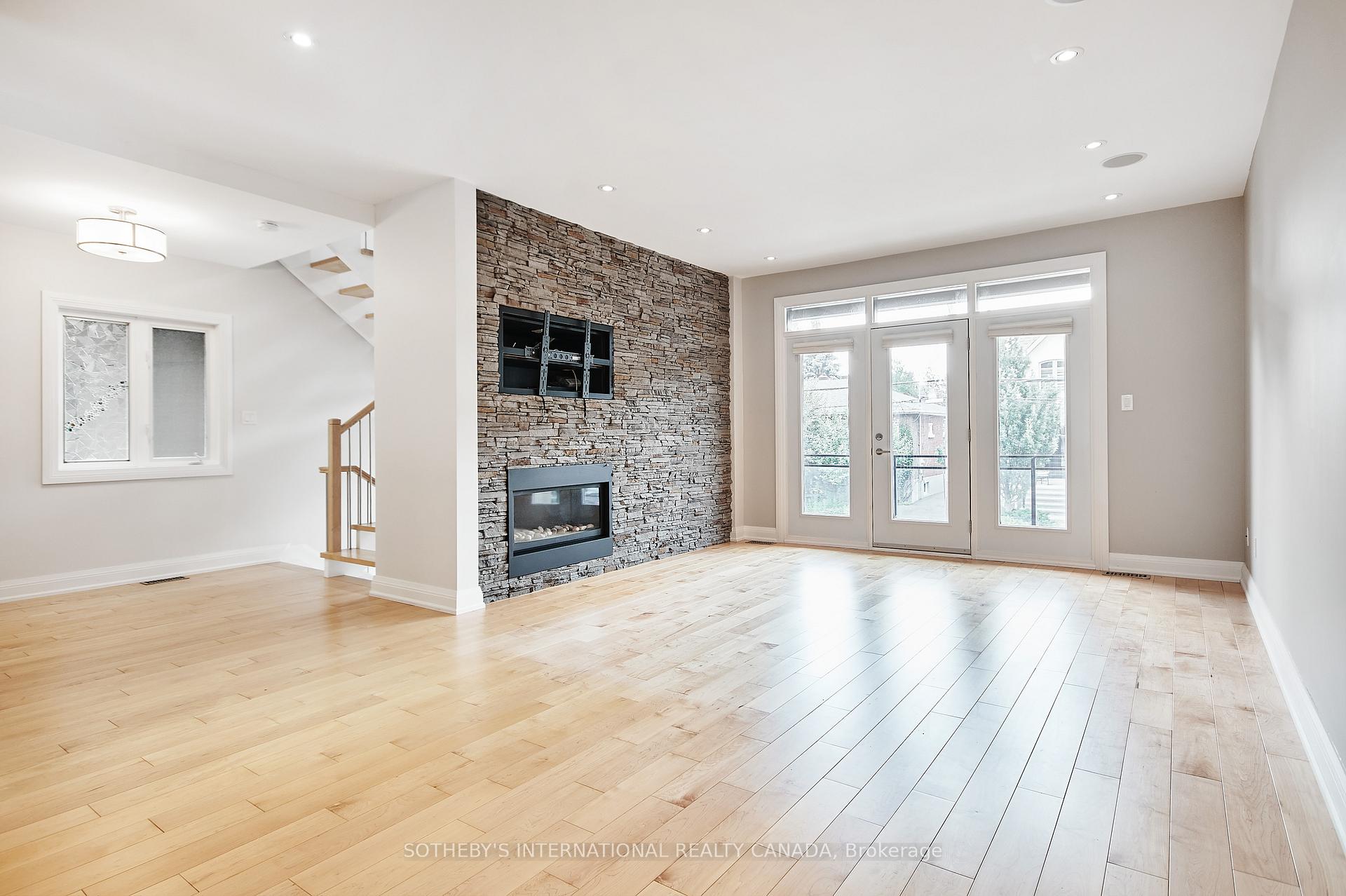 Photo 4 of 384 Berkley Avenue, Ottawa, Westboro West — HOMEH