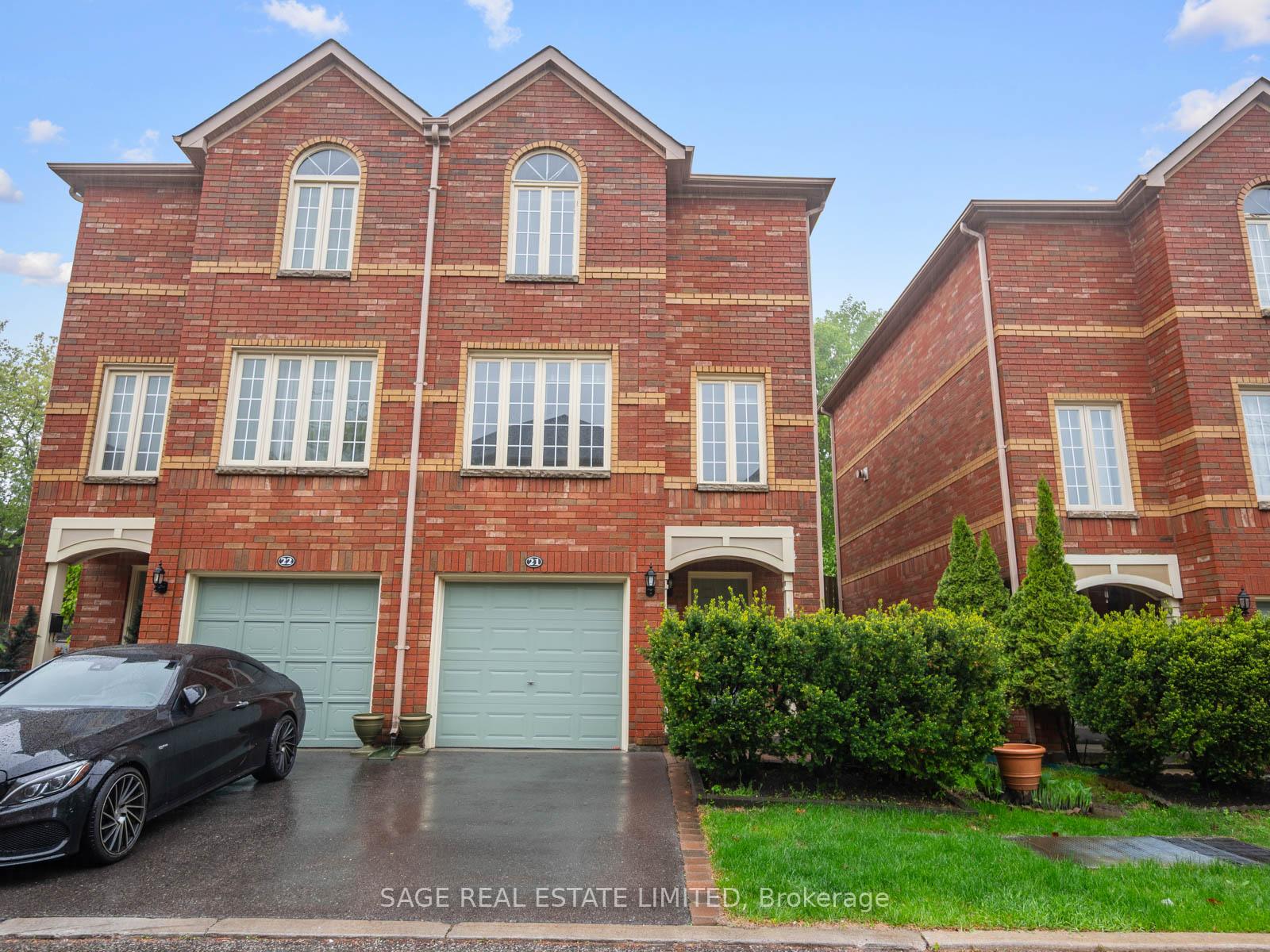 Front of 21 Guildpark Pathway