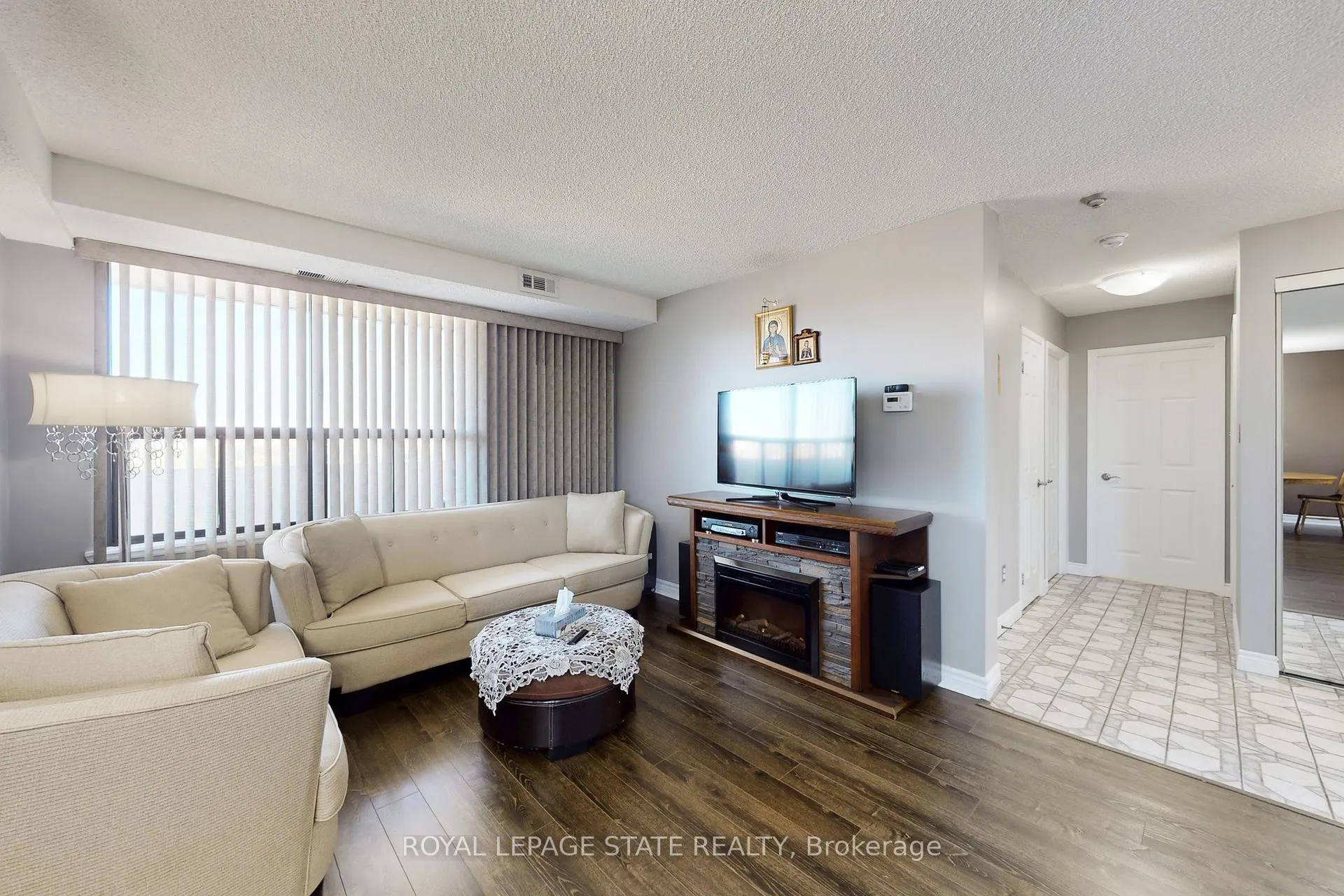 Photo 7 of Unit 1002, 432 Main Street, Hamilton, Stinson — HOMEH