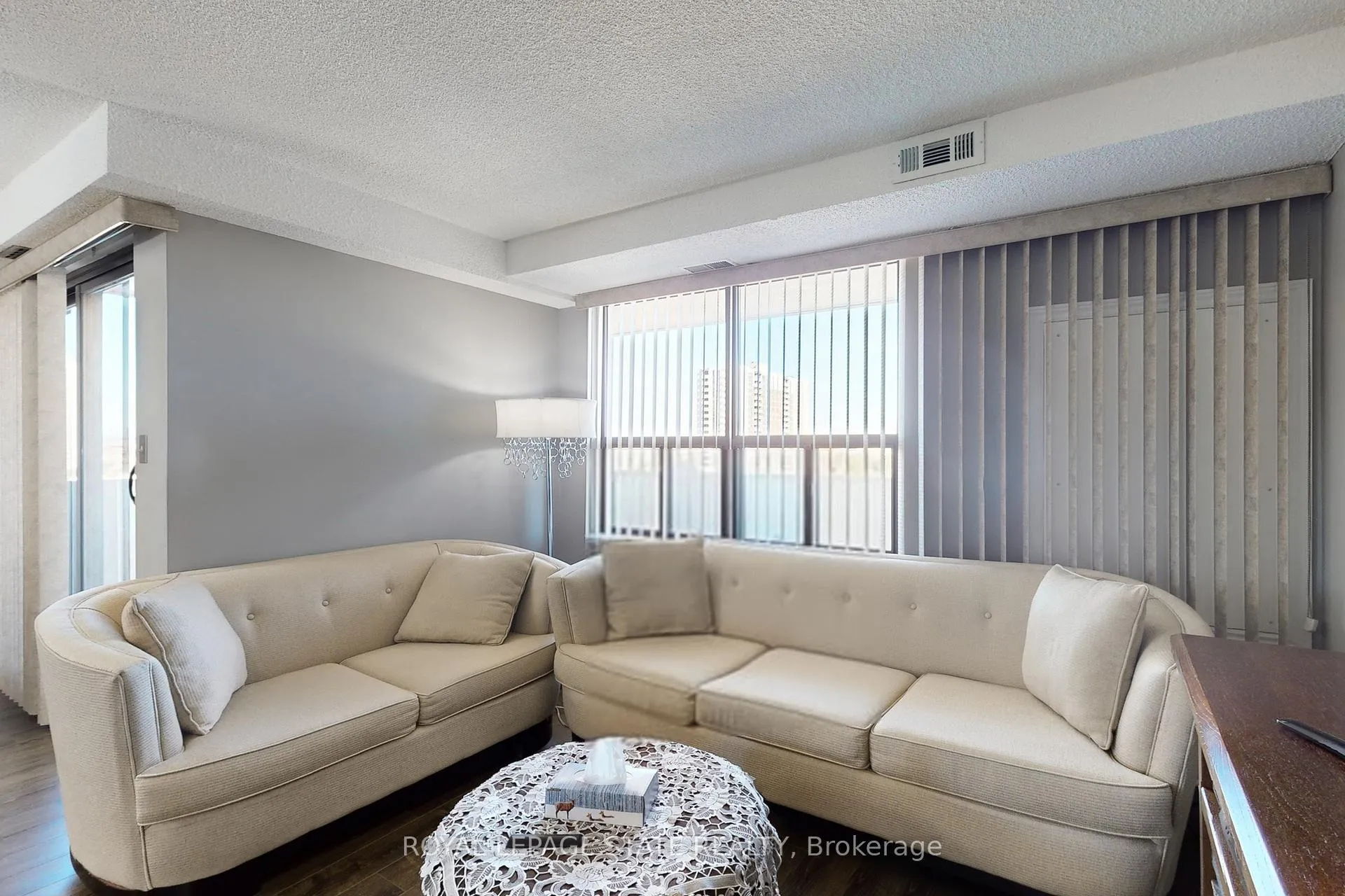 Photo 8 of Unit 1002, 432 Main Street, Hamilton, Stinson — HOMEH