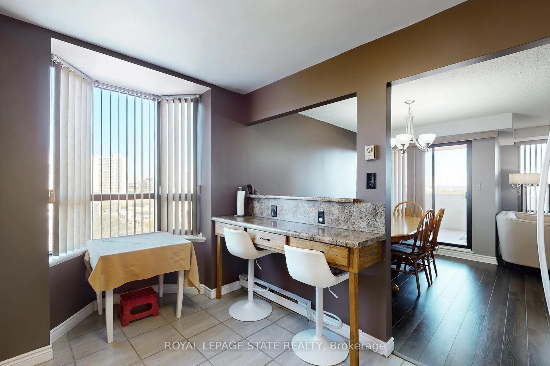 Photo 18 of Unit 1002, 432 Main Street, Hamilton, Stinson — HOMEH
