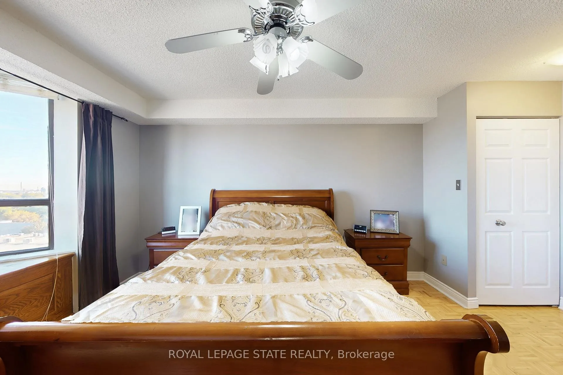 Photo 21 of Unit 1002, 432 Main Street, Hamilton, Stinson — HOMEH