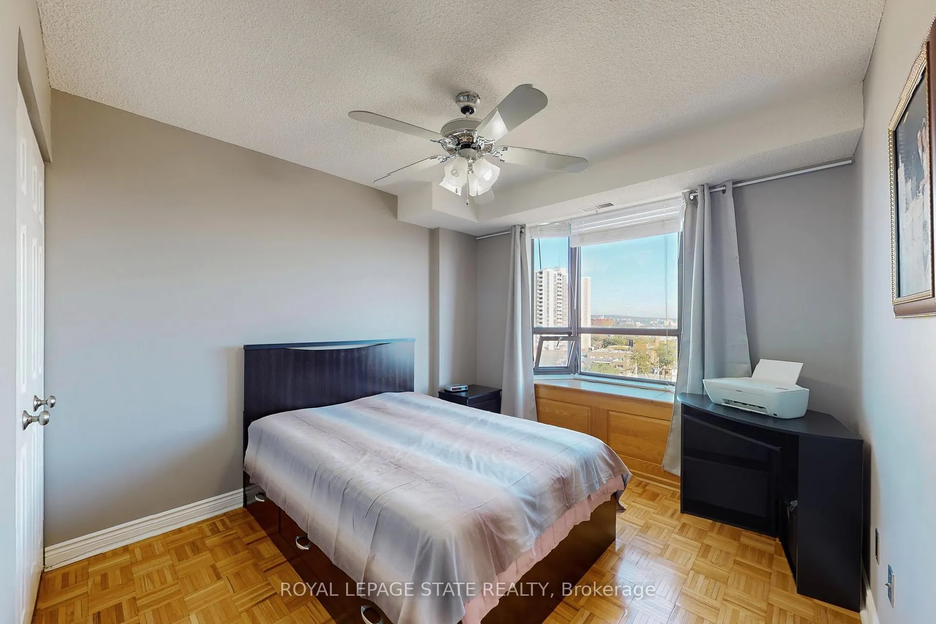Photo 26 of Unit 1002, 432 Main Street, Hamilton, Stinson — HOMEH