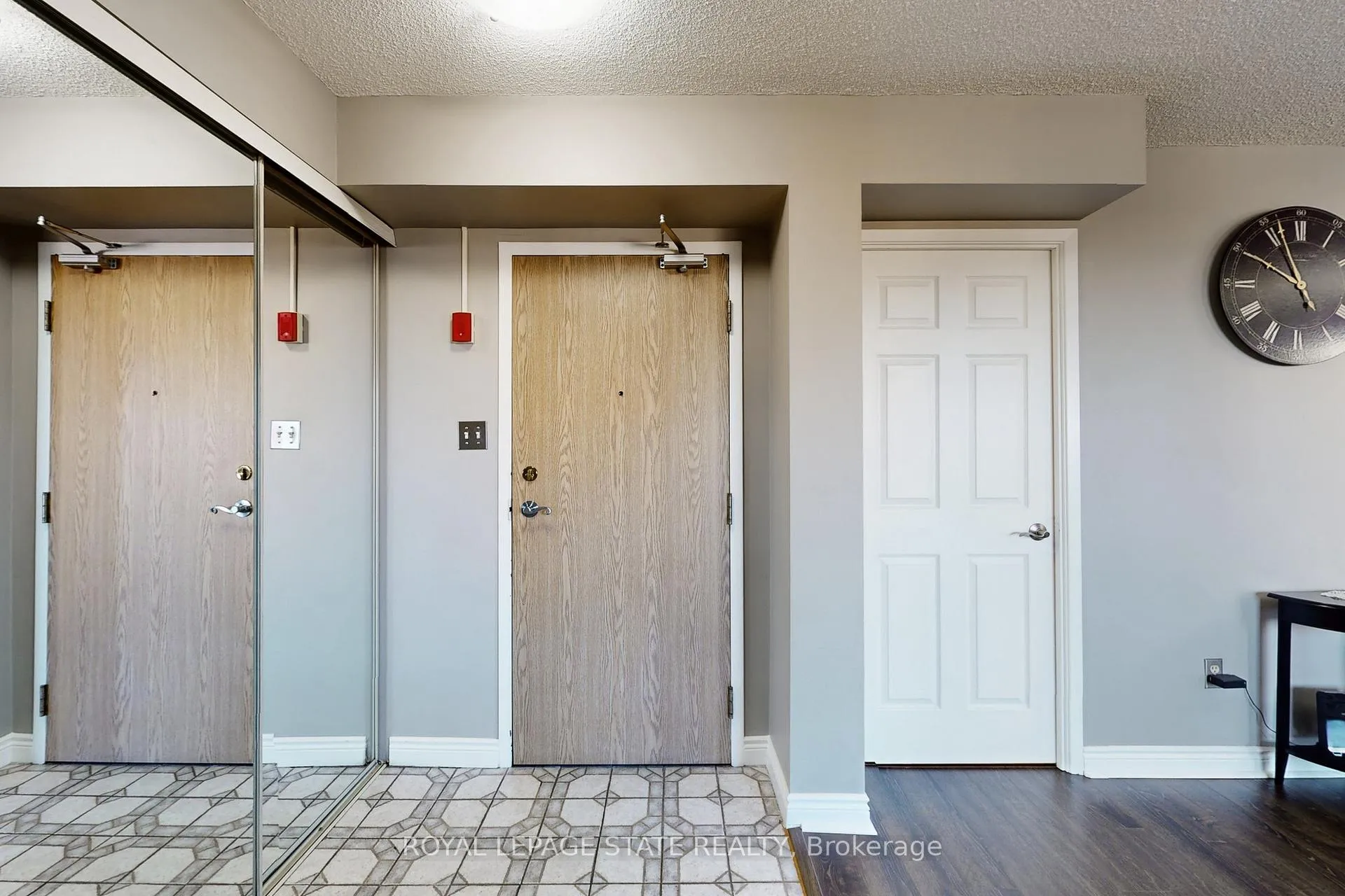 Photo 34 of Unit 1002, 432 Main Street, Hamilton, Stinson — HOMEH