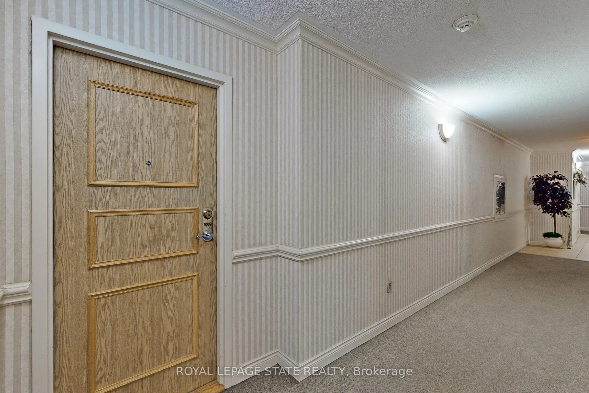 Photo 35 of Unit 1002, 432 Main Street, Hamilton, Stinson — HOMEH