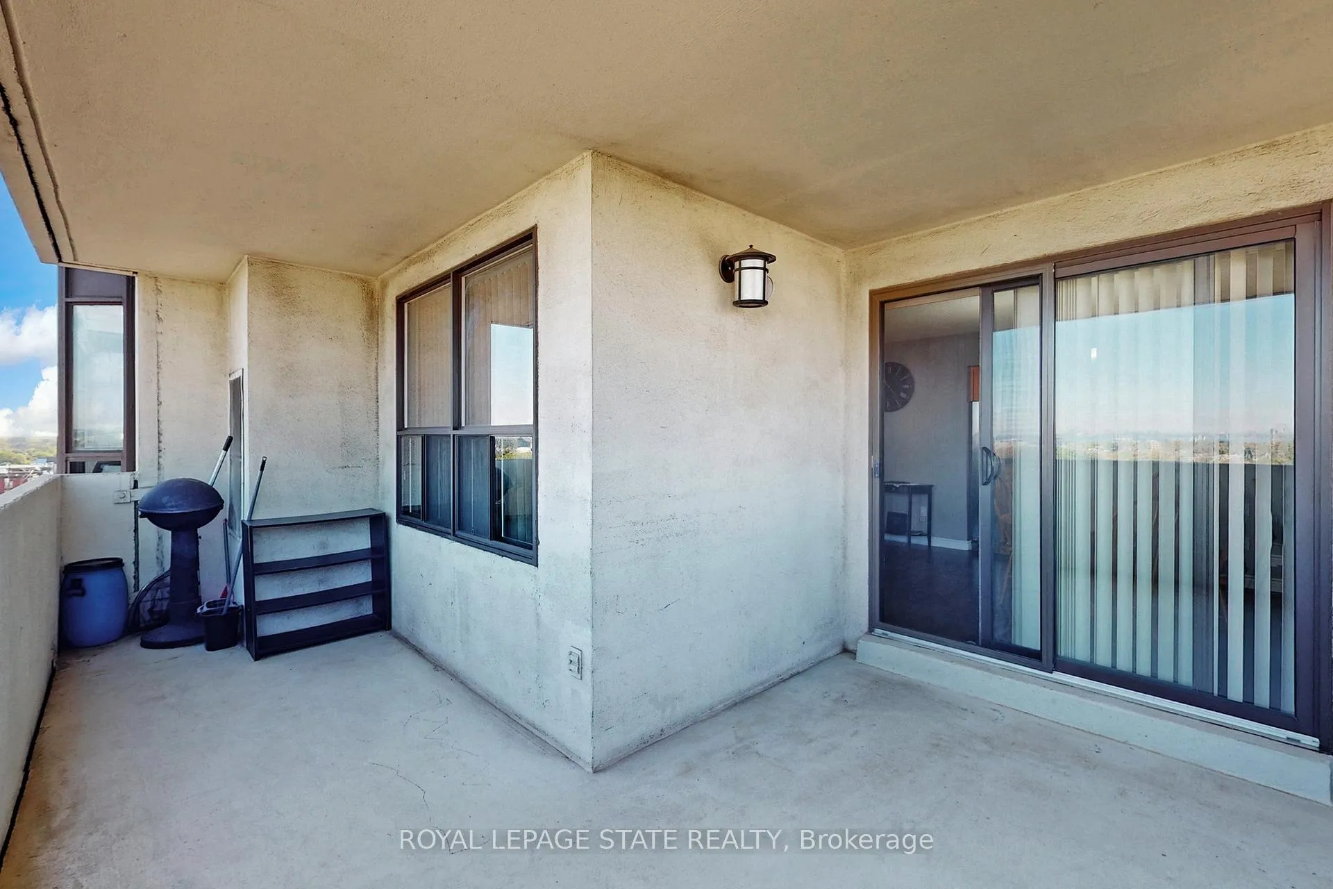 Photo 36 of Unit 1002, 432 Main Street, Hamilton, Stinson — HOMEH