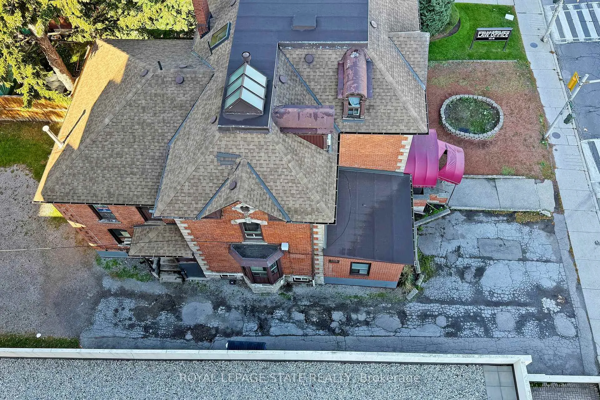 Photo 49 of Unit 1002, 432 Main Street, Hamilton, Stinson — HOMEH