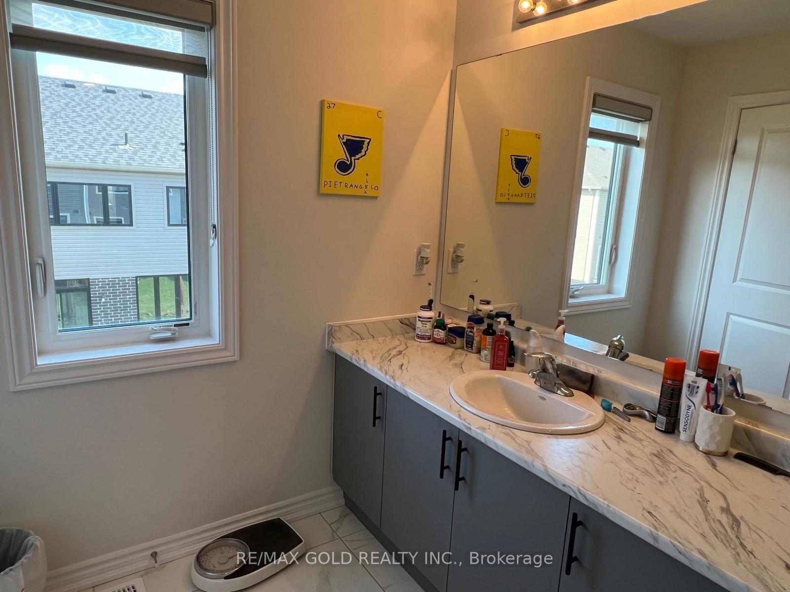 Photo 16 of 26 Durham Avenue, Barrie, Rural Barrie Southeast — HOMEH