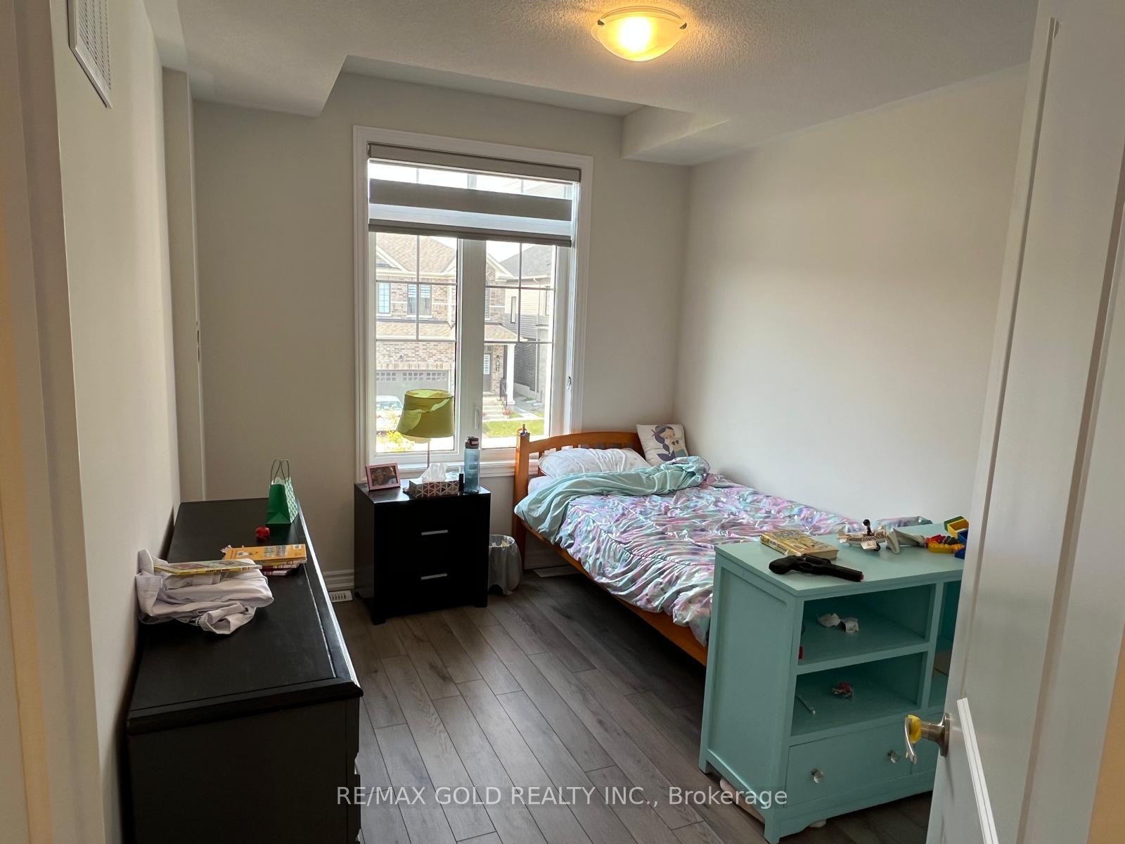 Photo 18 of 26 Durham Avenue, Barrie, Rural Barrie Southeast — HOMEH