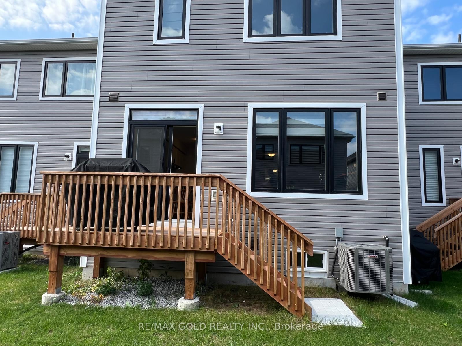 Photo 28 of 26 Durham Avenue, Barrie, Rural Barrie Southeast — HOMEH