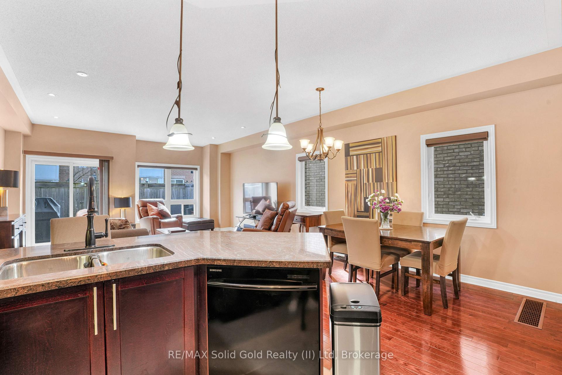 Photo 9 of Unit 61, 110 Highland Road E, Kitchener — HOMEH