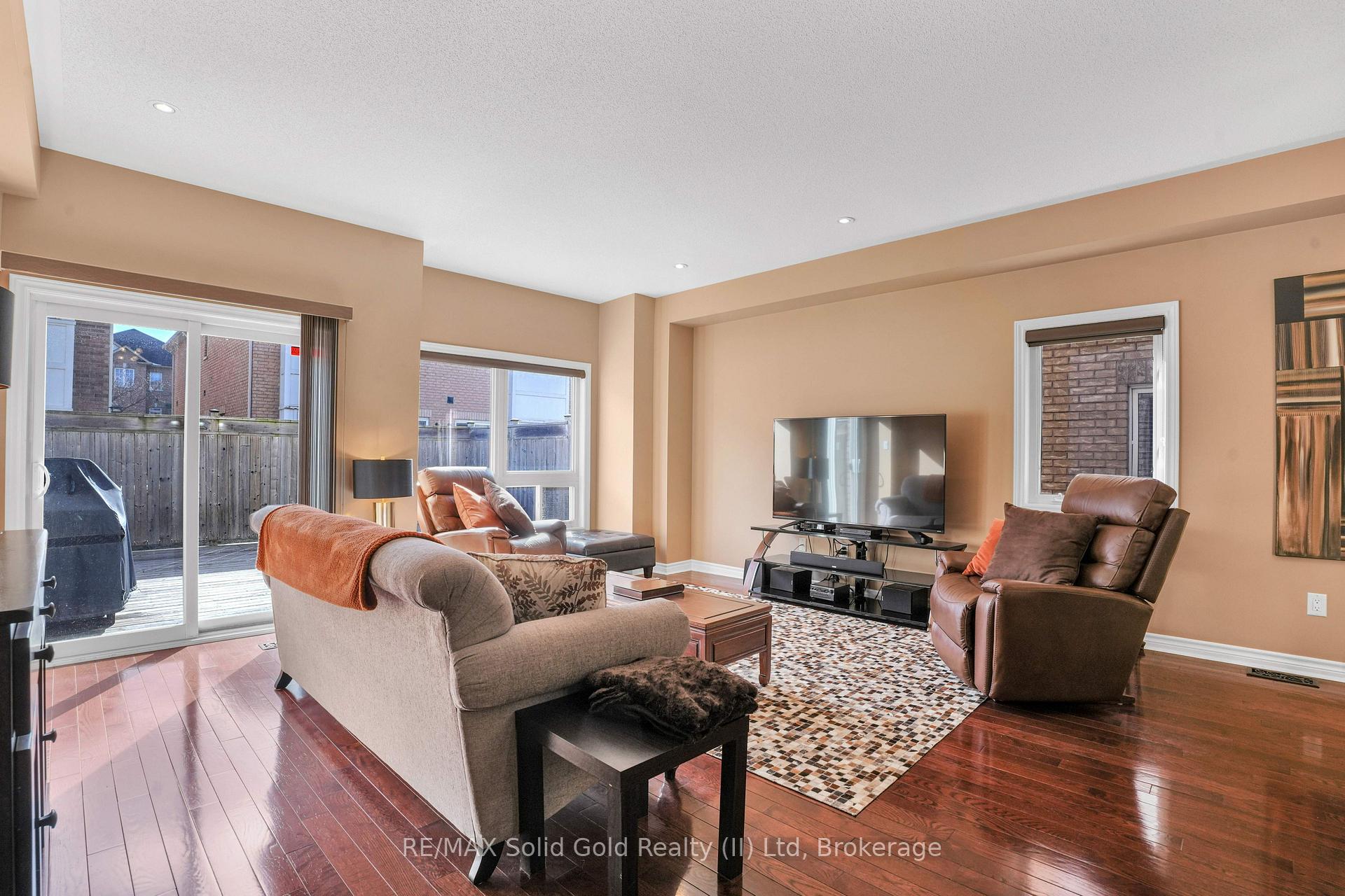Photo 11 of Unit 61, 110 Highland Road E, Kitchener — HOMEH