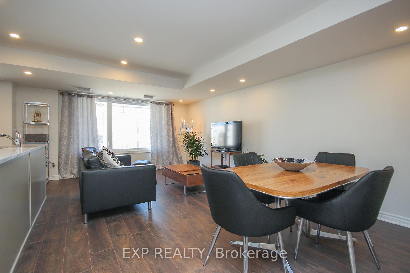 Photo 24 of 772 Mikinak Road, Ottawa, CFB Rockcliffe and Area — HOMEH
