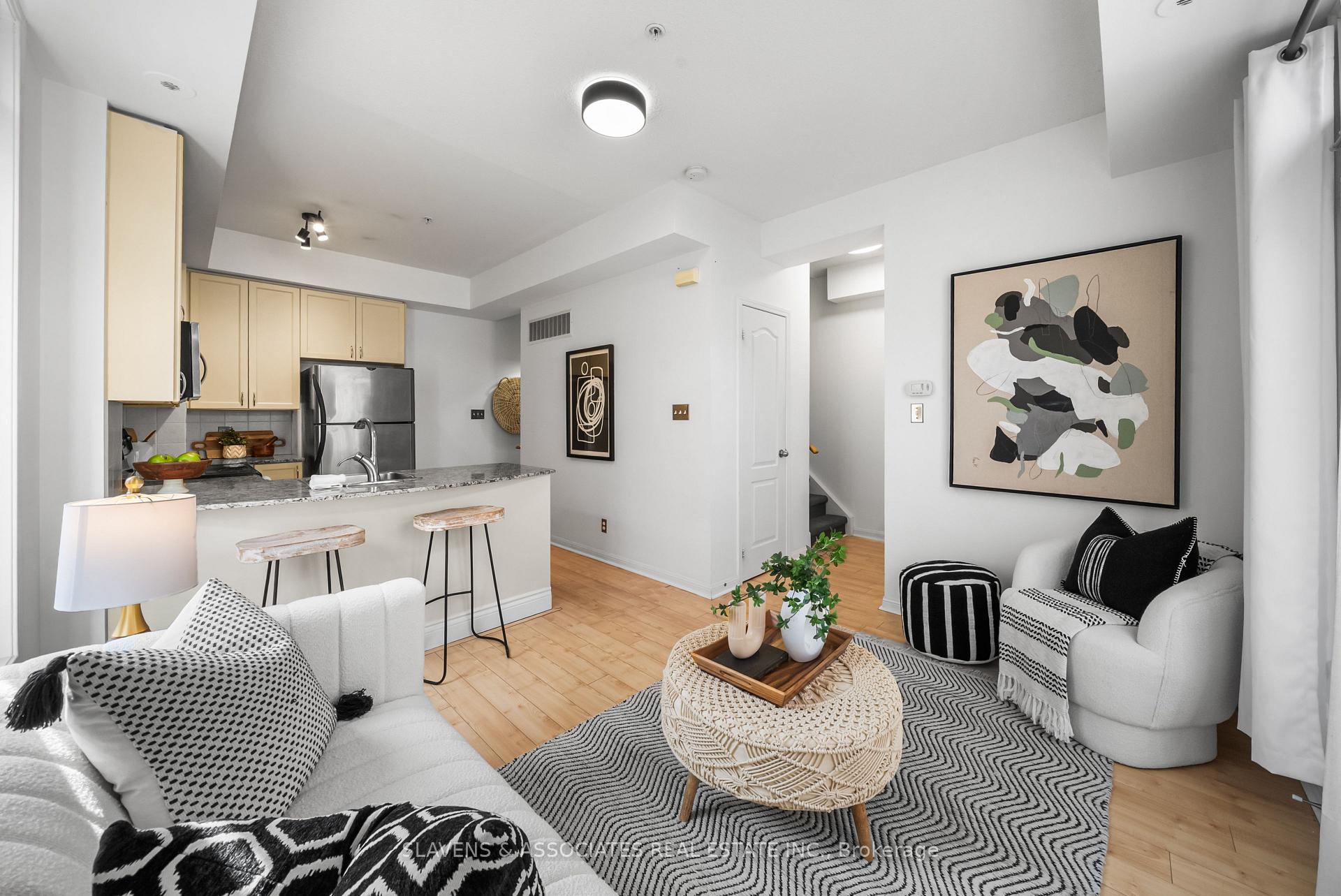Photo 9 of Unit TH 3, 78 Carr Street, Toronto, Kensington-Chinatown — HOMEH