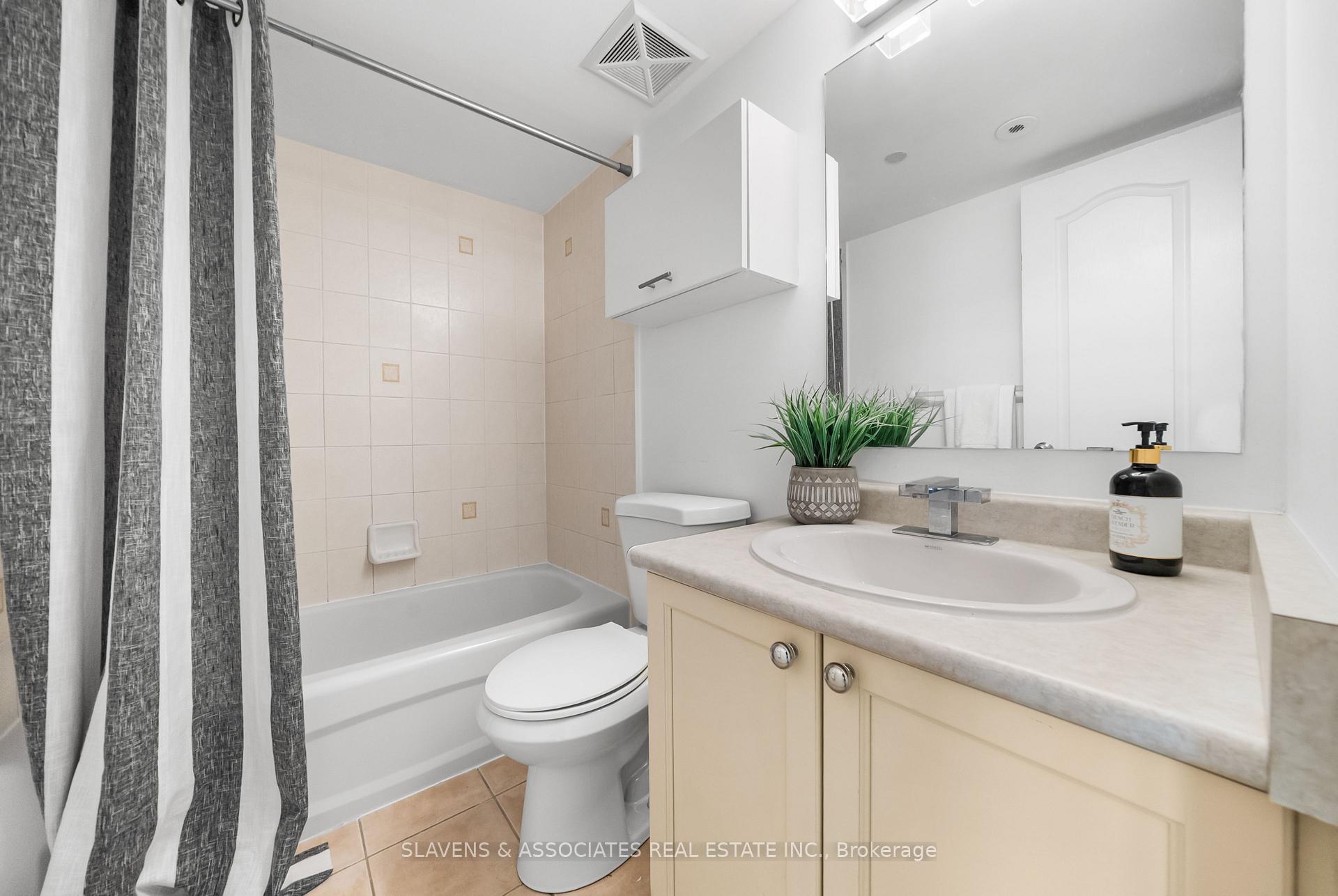 Photo 15 of Unit TH 3, 78 Carr Street, Toronto, Kensington-Chinatown — HOMEH