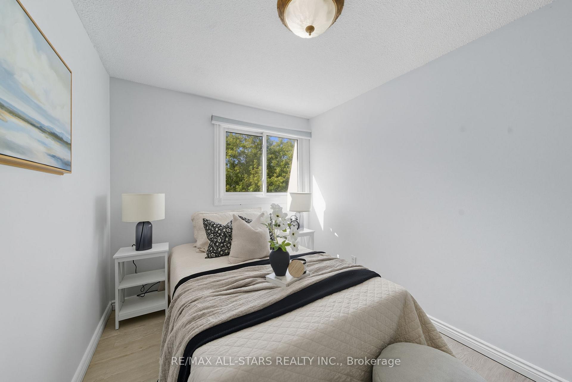 Photo 14 of Unit 20, 506 Normandy Street, Oshawa, Central — HOMEH