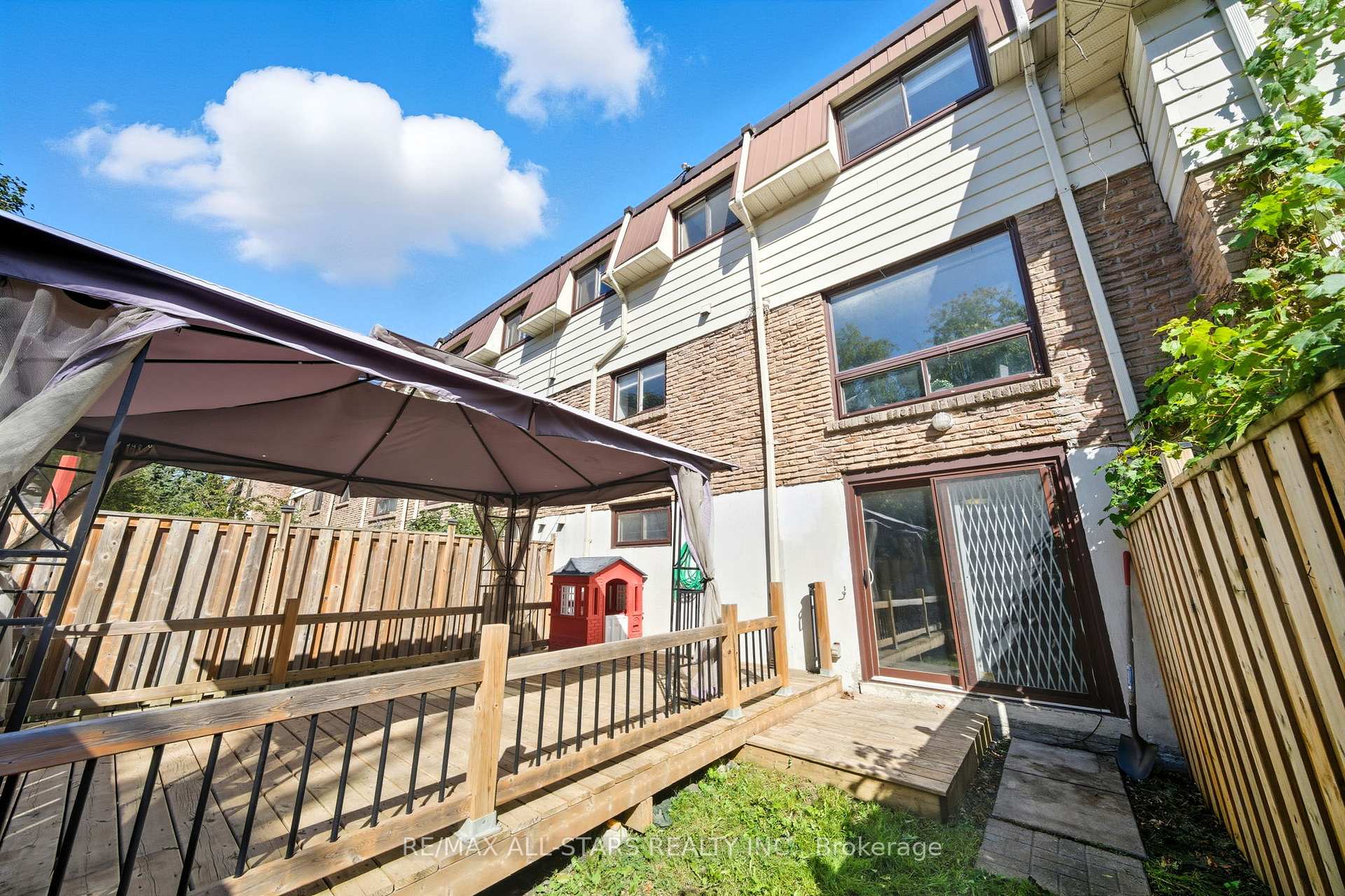 Photo 24 of Unit 20, 506 Normandy Street, Oshawa, Central — HOMEH