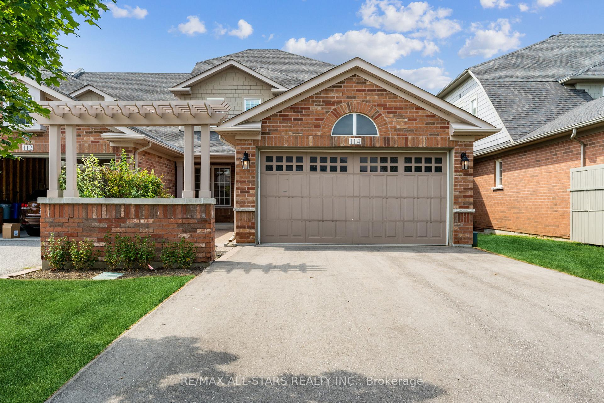 Photo 1 of 114 Lakeside Vista Way, Markham, Greensborough — HOMEH