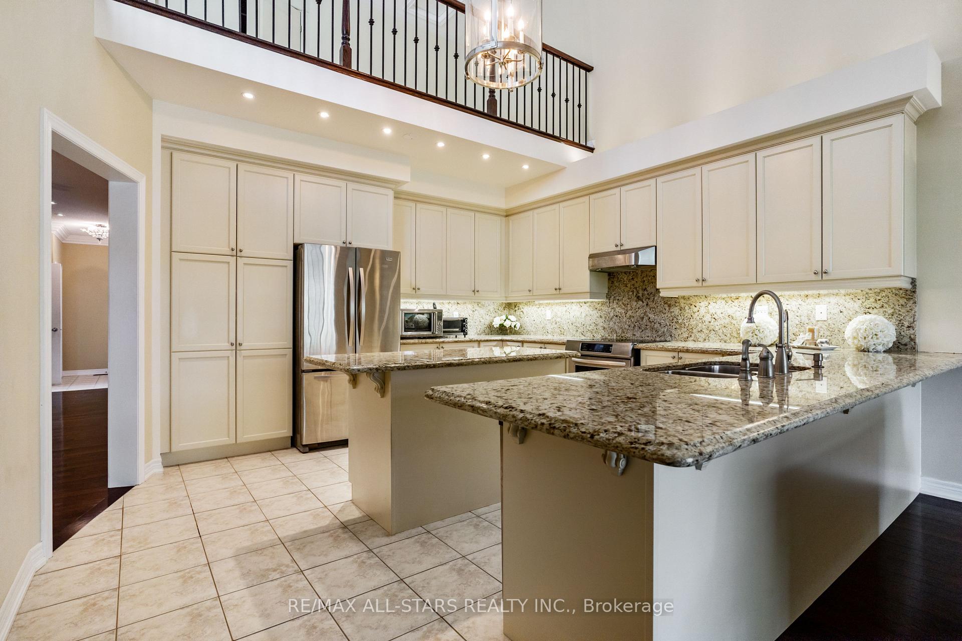 Photo 6 of 114 Lakeside Vista Way, Markham, Greensborough — HOMEH