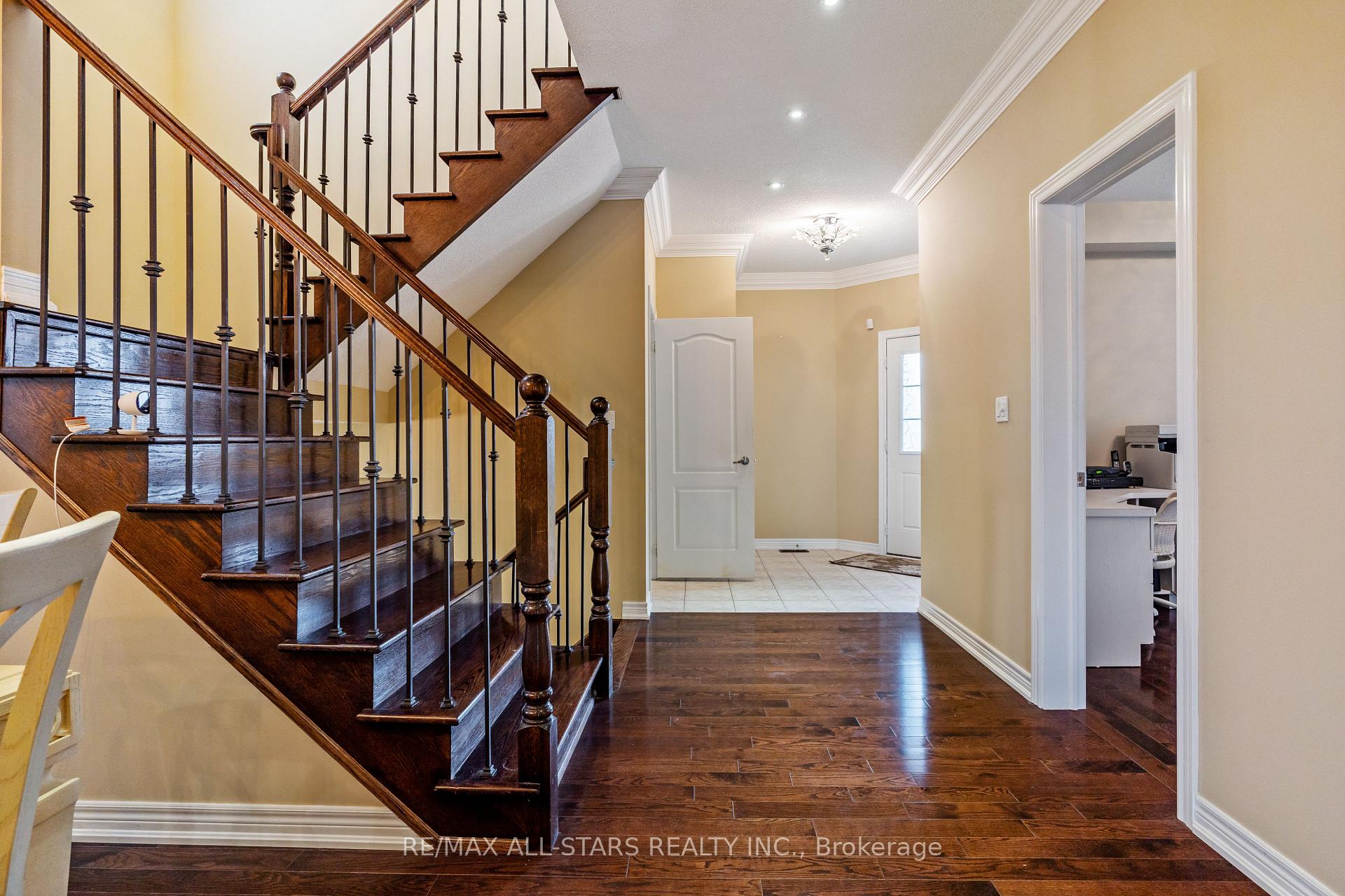 Photo 16 of 114 Lakeside Vista Way, Markham, Greensborough — HOMEH