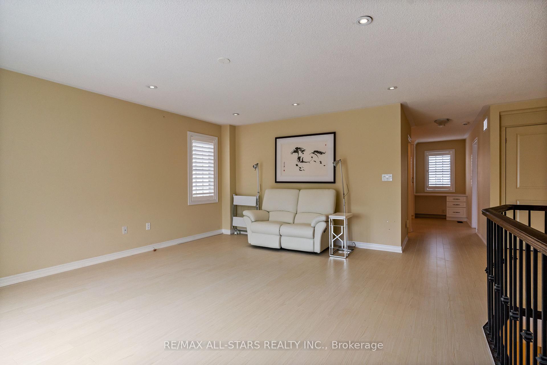 Photo 18 of 114 Lakeside Vista Way, Markham, Greensborough — HOMEH