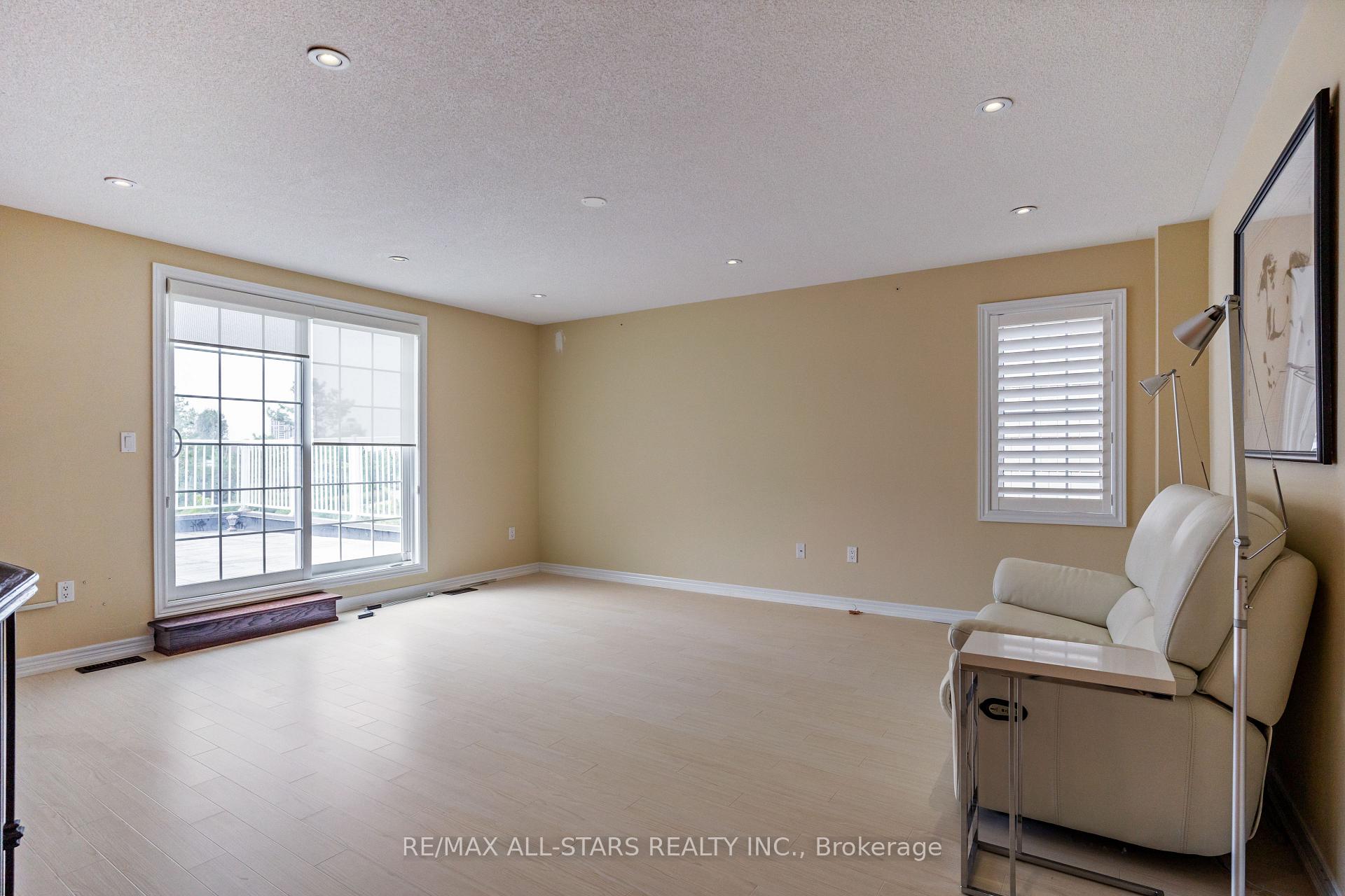 Photo 20 of 114 Lakeside Vista Way, Markham, Greensborough — HOMEH