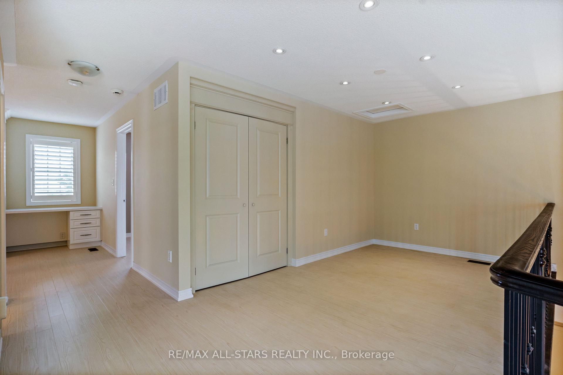 Photo 21 of 114 Lakeside Vista Way, Markham, Greensborough — HOMEH