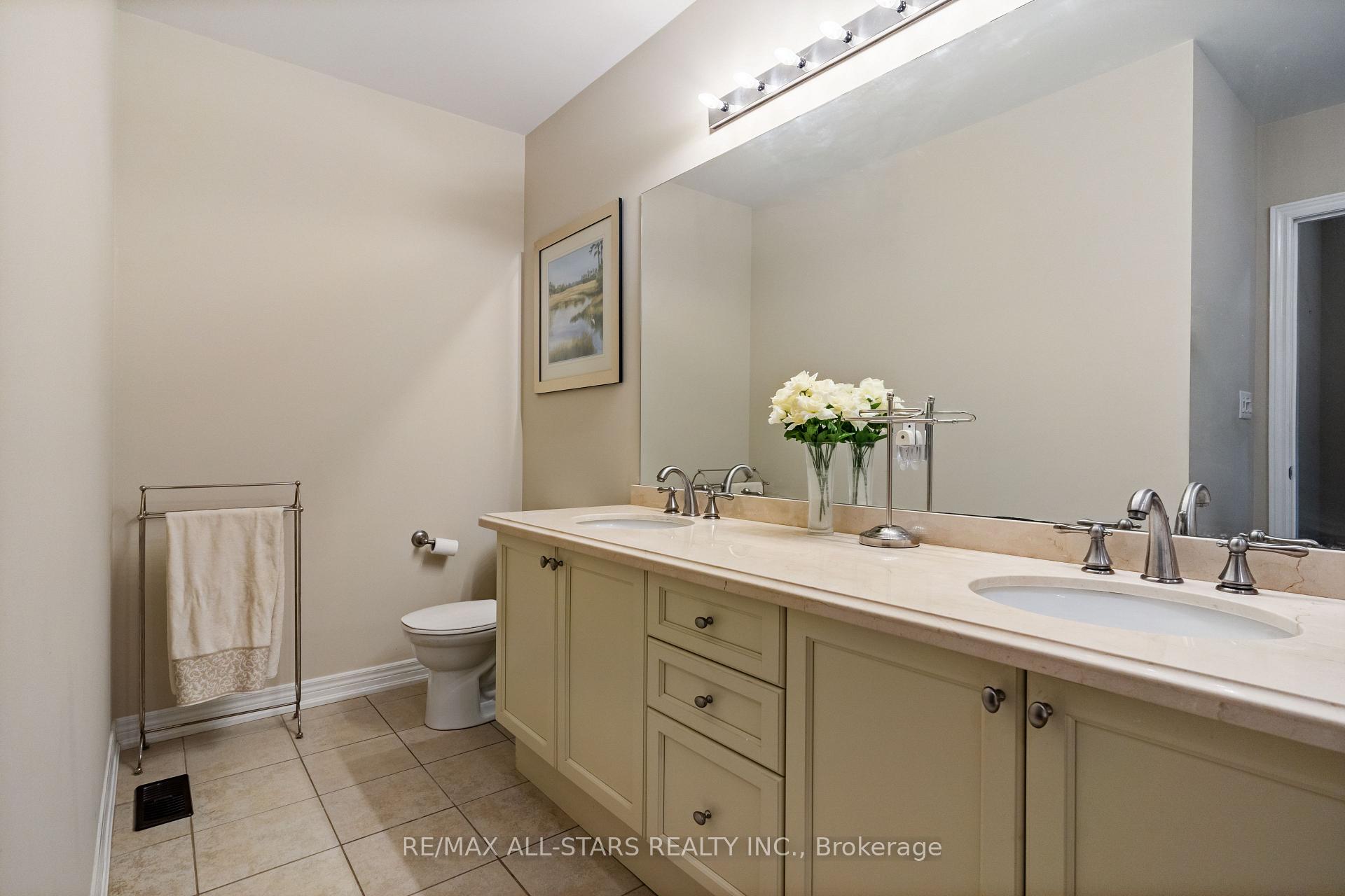Photo 28 of 114 Lakeside Vista Way, Markham, Greensborough — HOMEH
