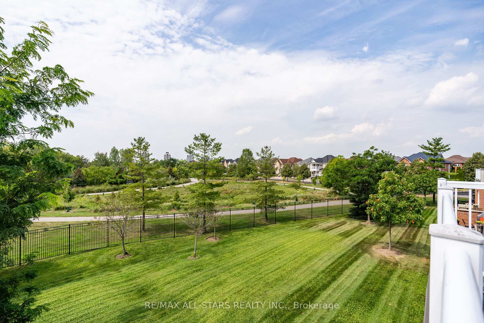 Photo 37 of 114 Lakeside Vista Way, Markham, Greensborough — HOMEH