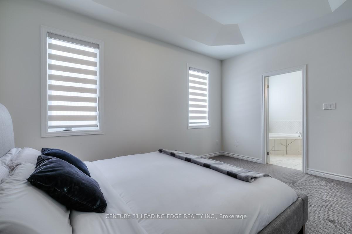 Photo 9 of 25 Hickling Lane, Ajax, Northwest Ajax — HOMEH
